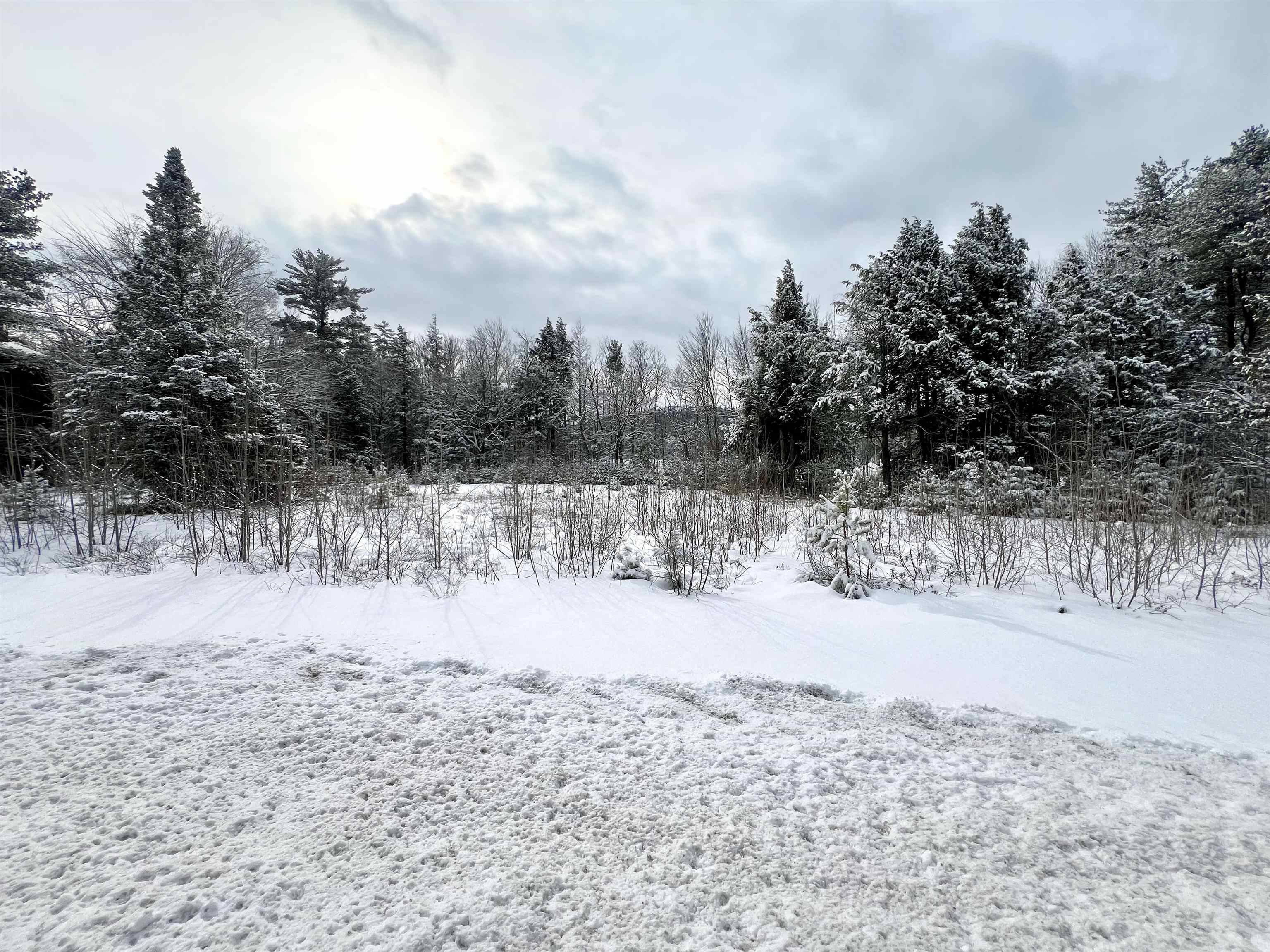 928 Eastman Road Property Photo