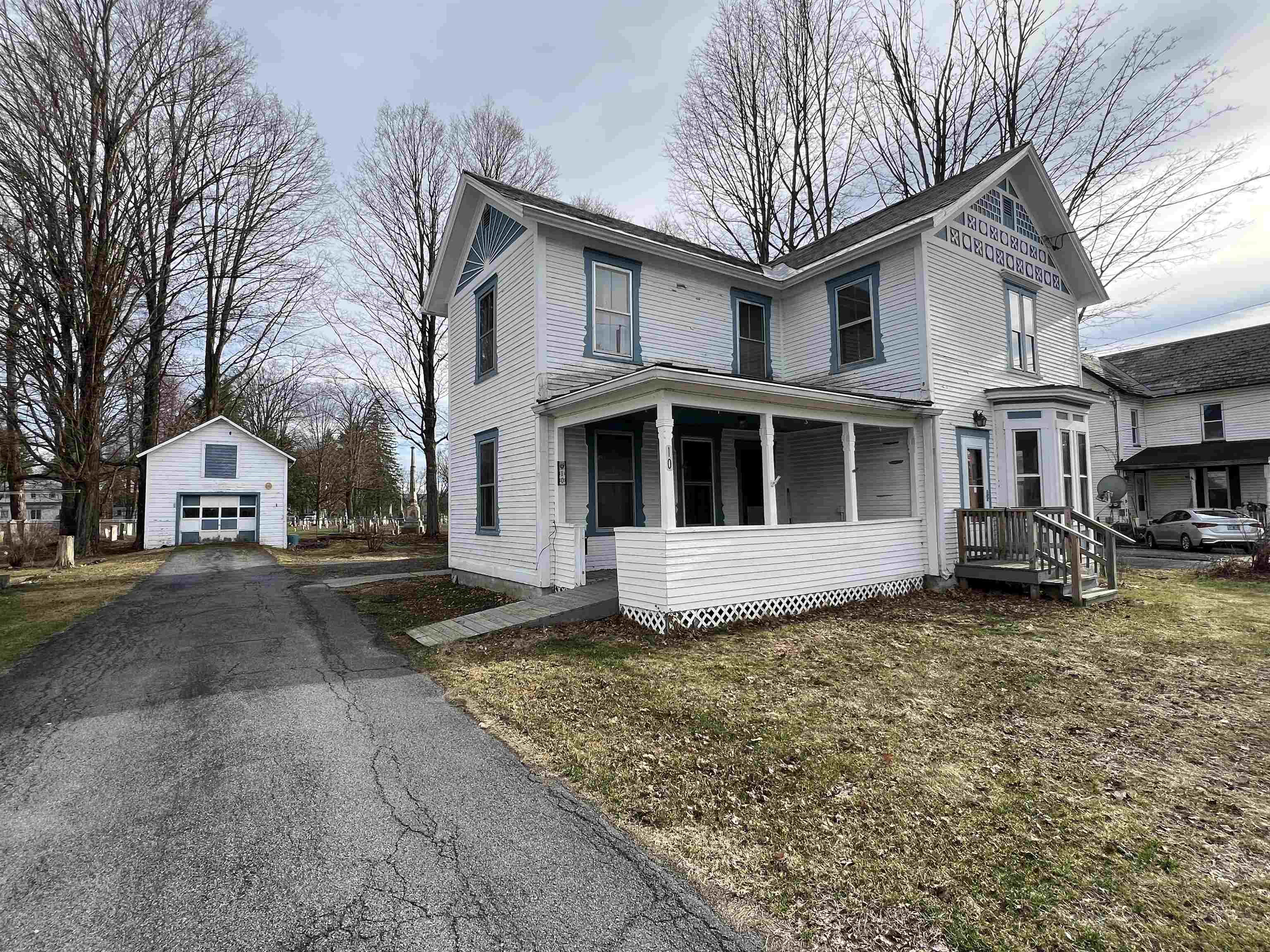10 Grape Street Property Photo
