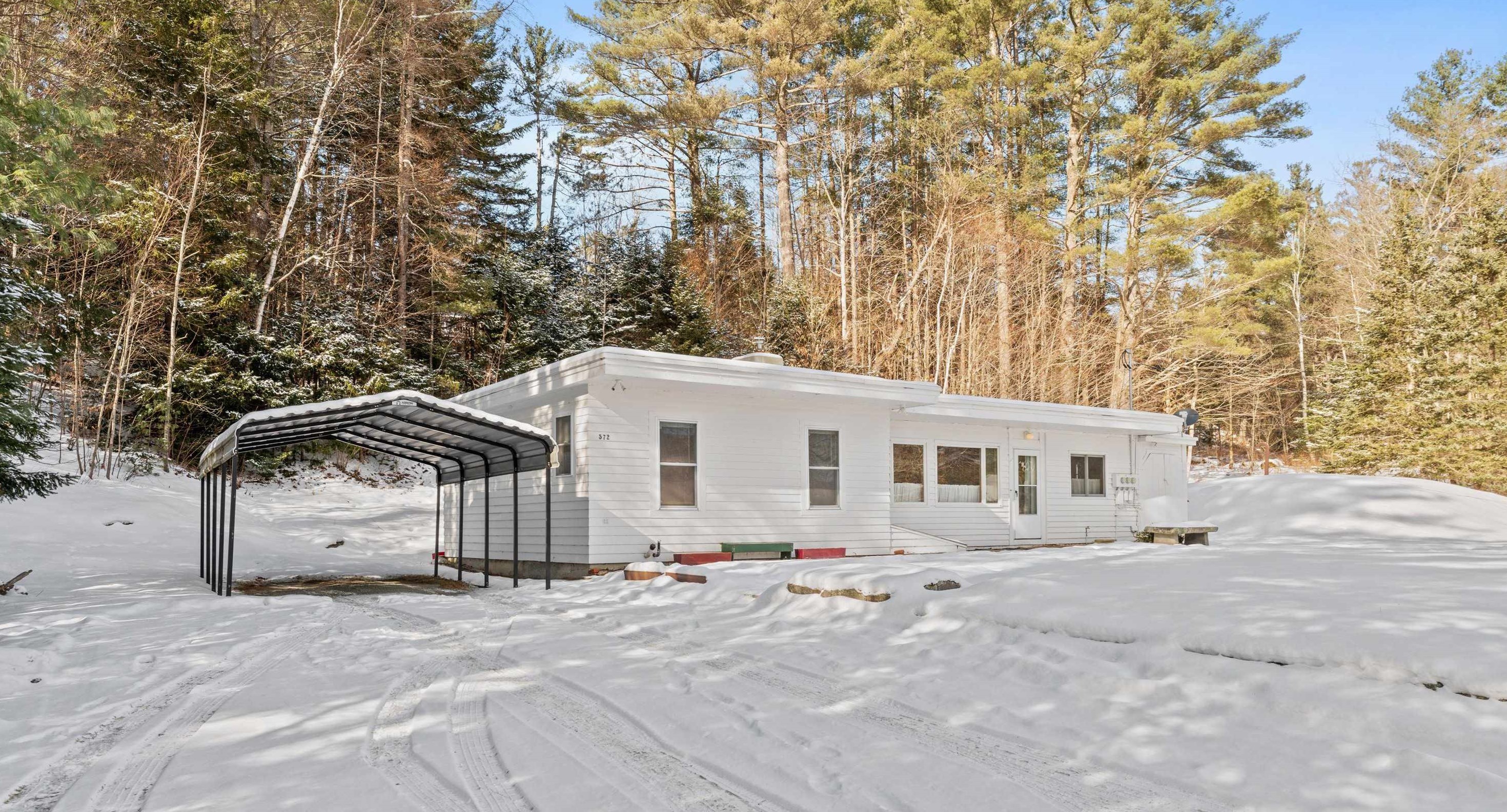 572 Wells Road Property Photo
