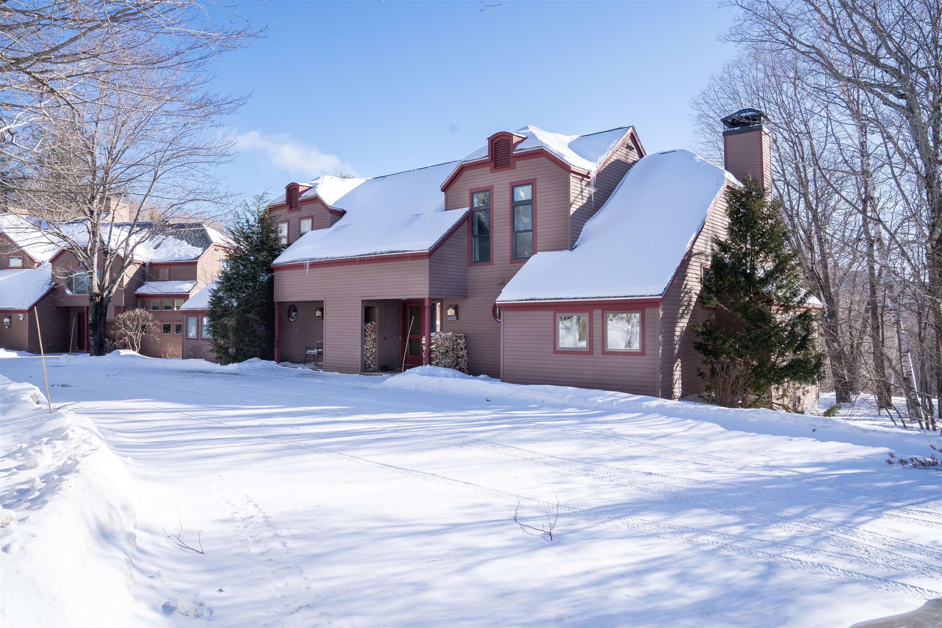 4a Ridge Court Property Photo 1