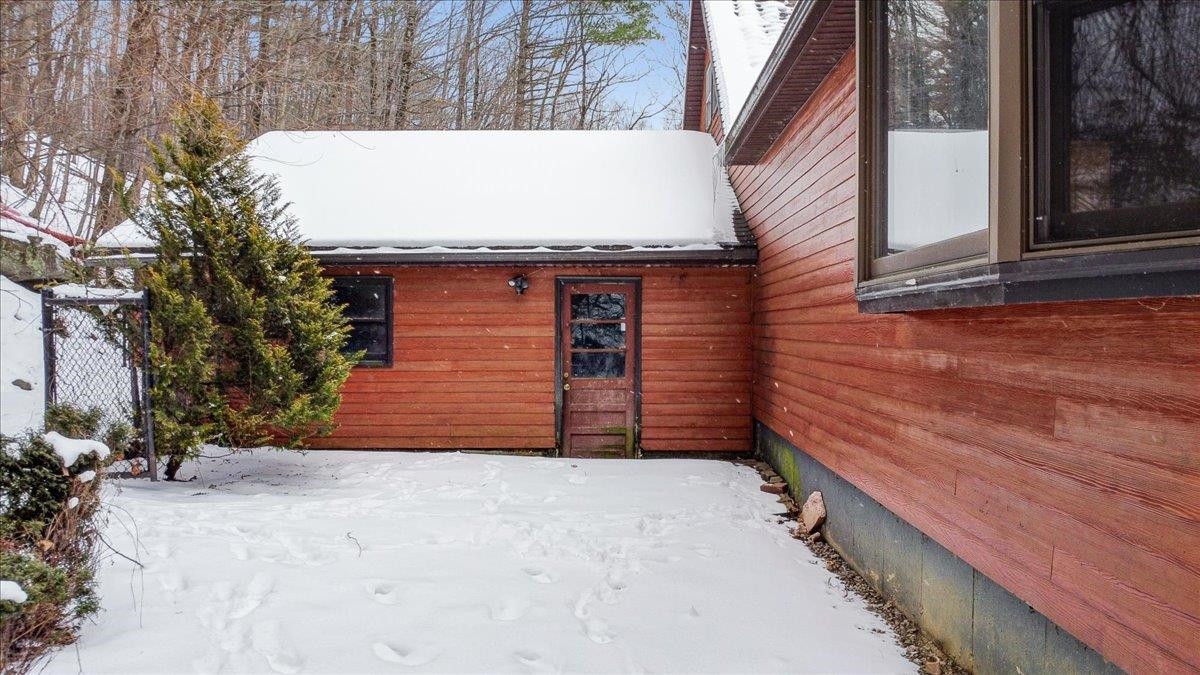 583 Sand Road Property Photo 18