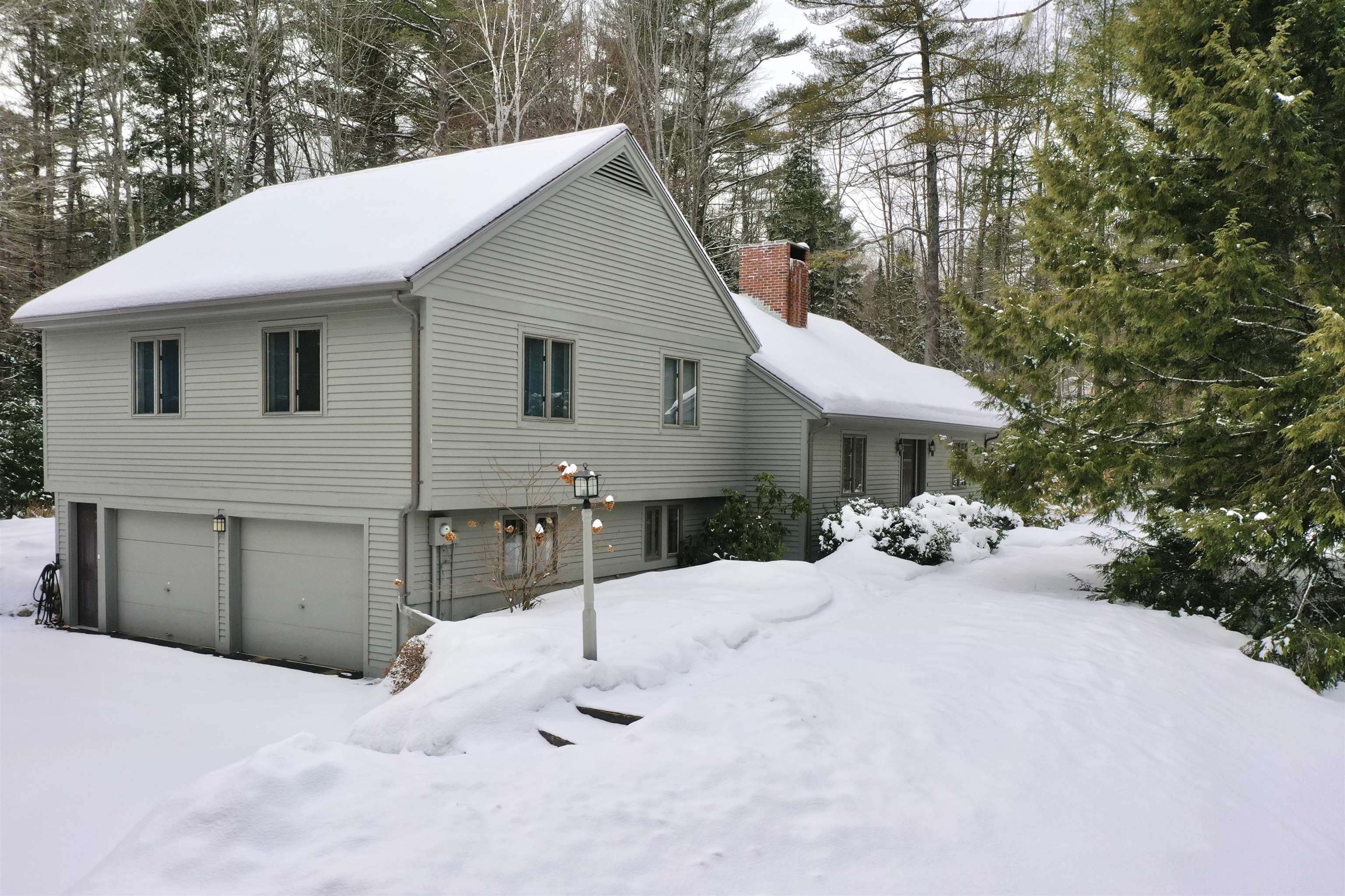 209 Fairway Lane Property Photo