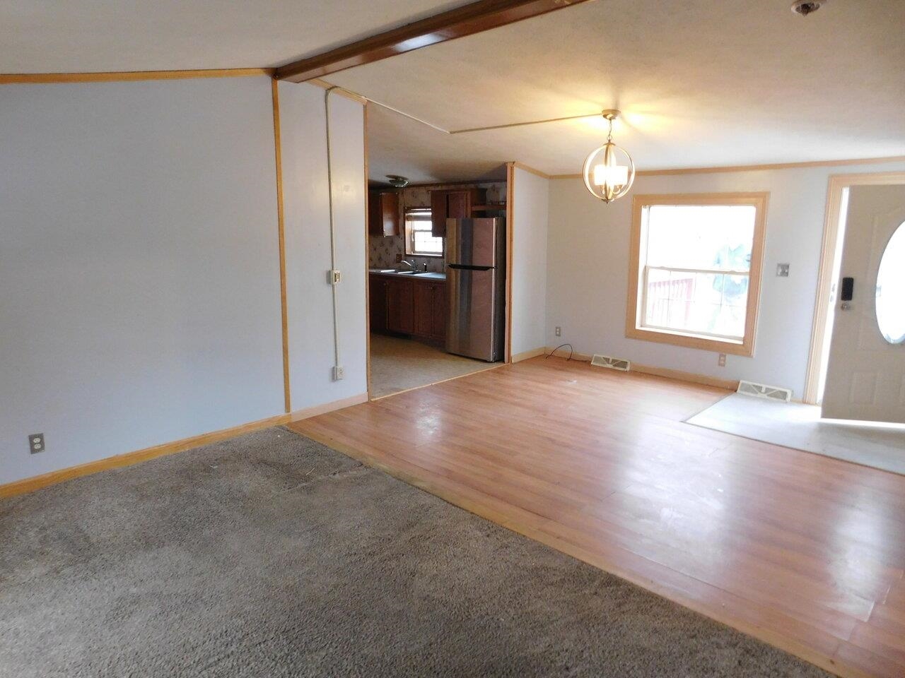 2195 North Road Property Photo 10