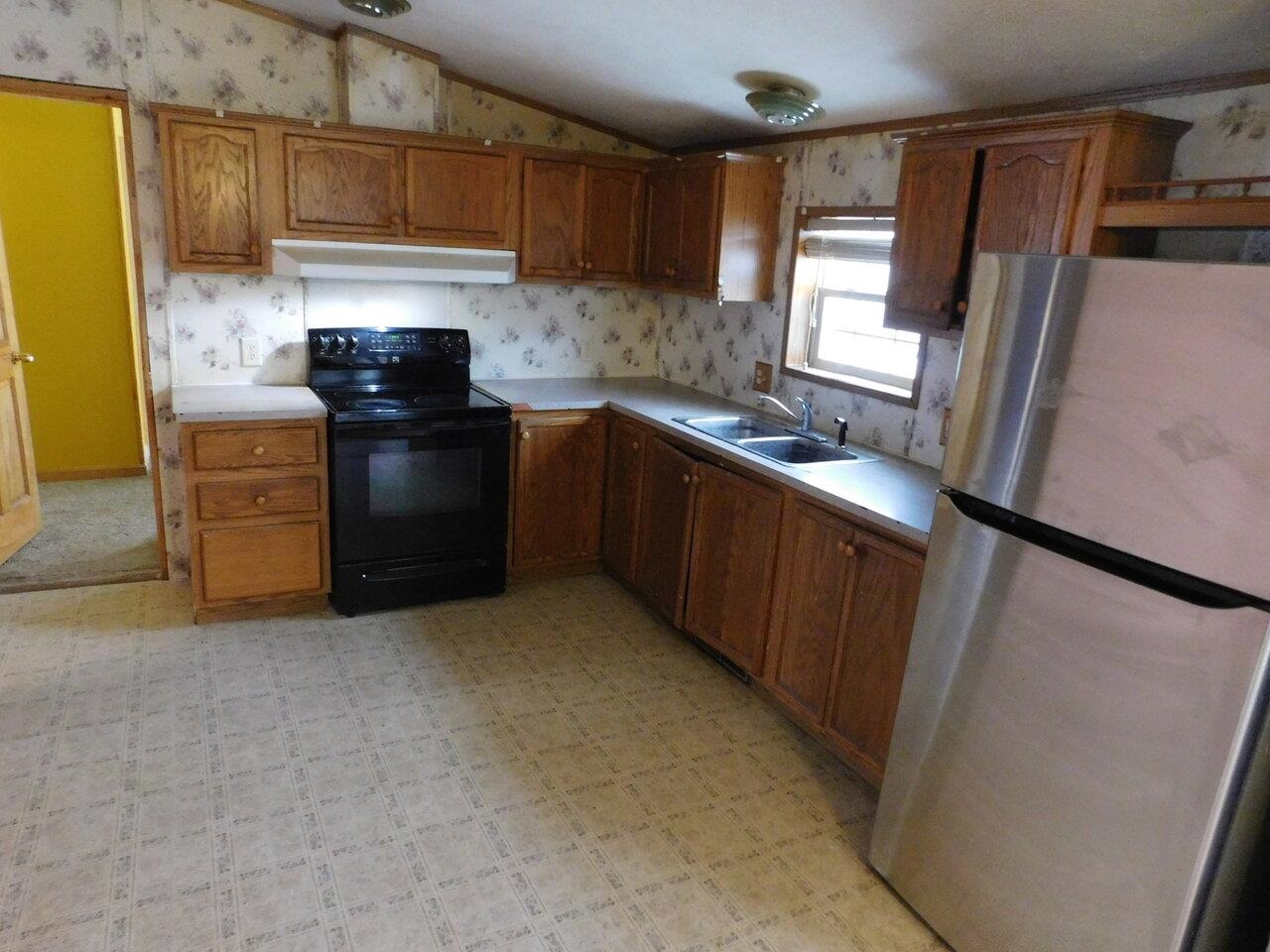 2195 North Road Property Photo 12
