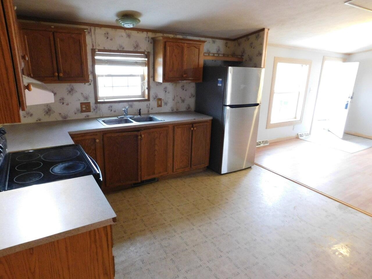 2195 North Road Property Photo 13