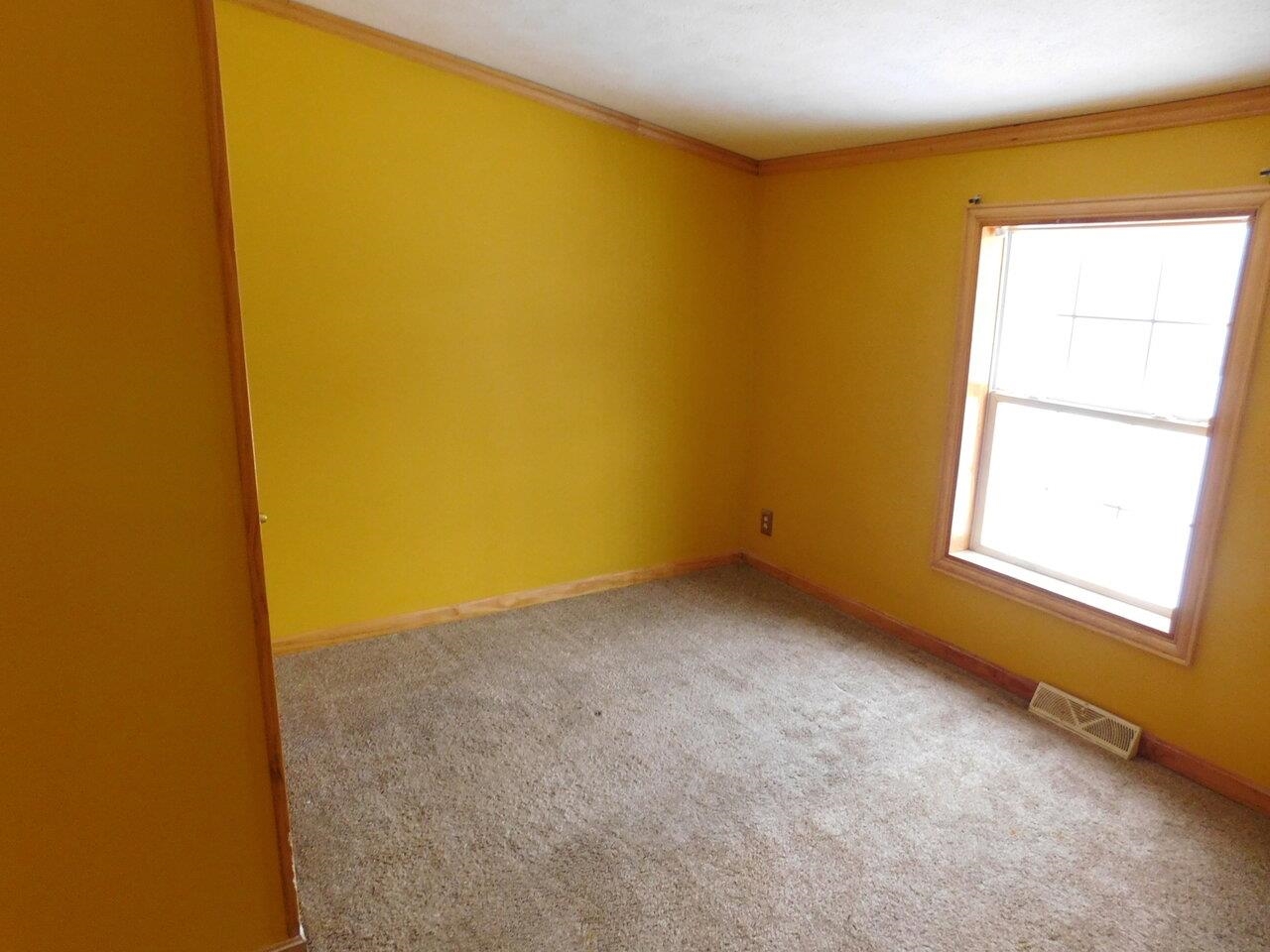 2195 North Road Property Photo 19