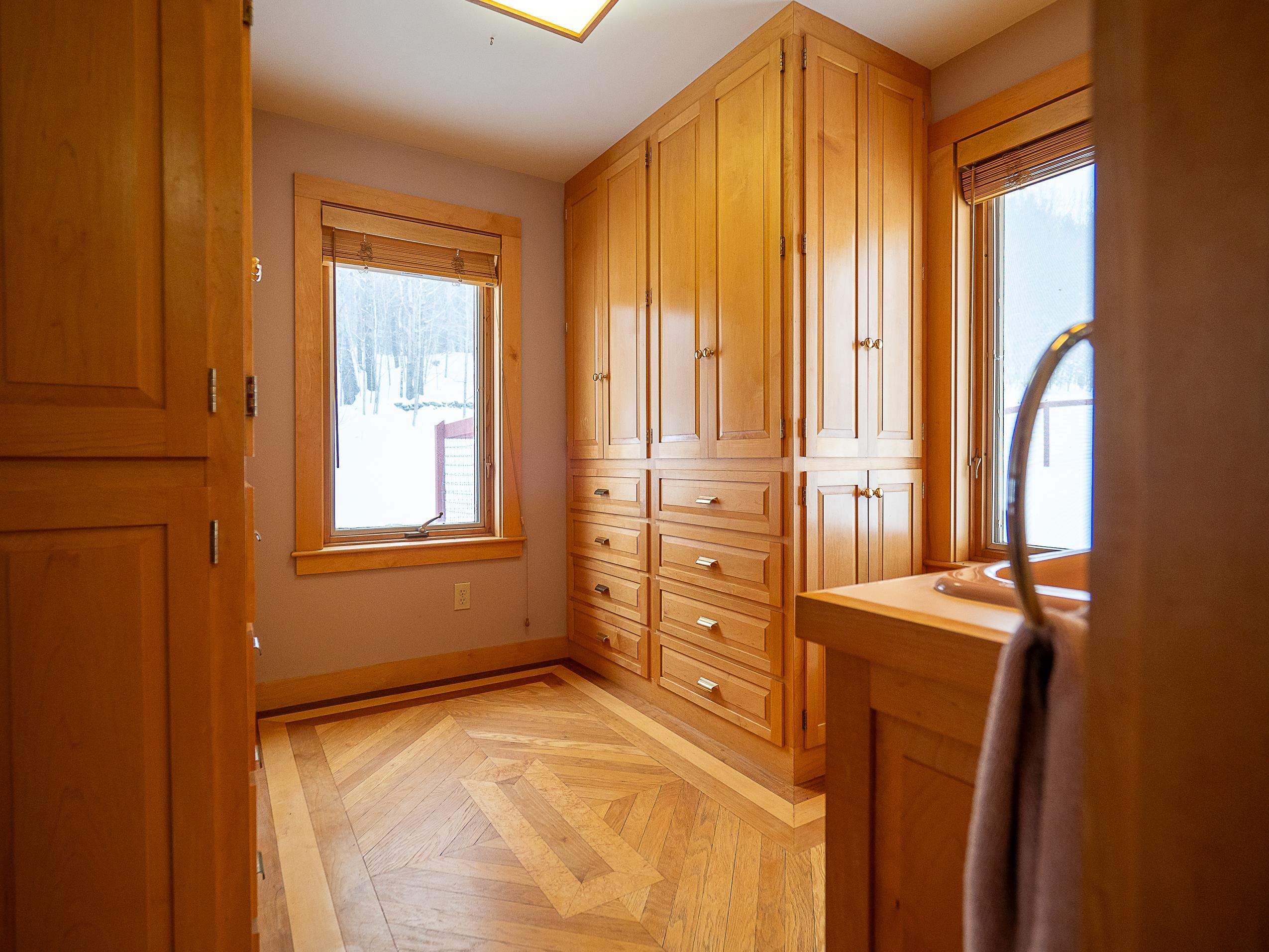 988 Jenne Road Property Photo 19