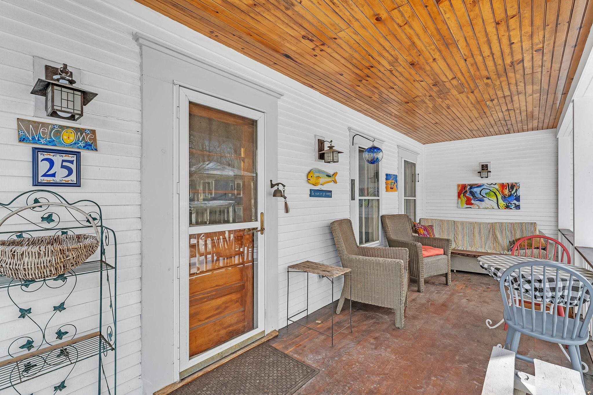 25 Linden Hill Street Property Photo 8