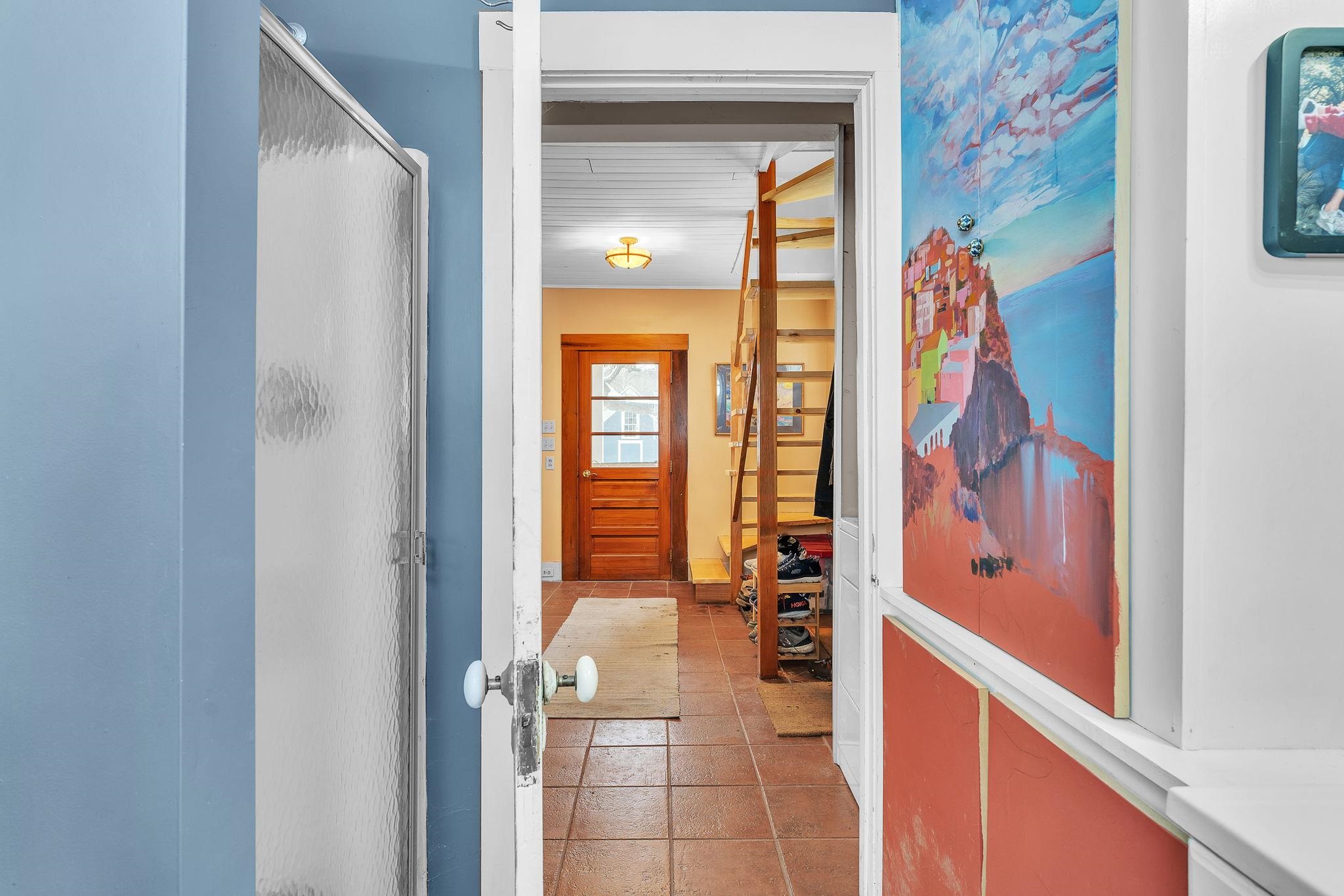 25 Linden Hill Street Property Photo 11