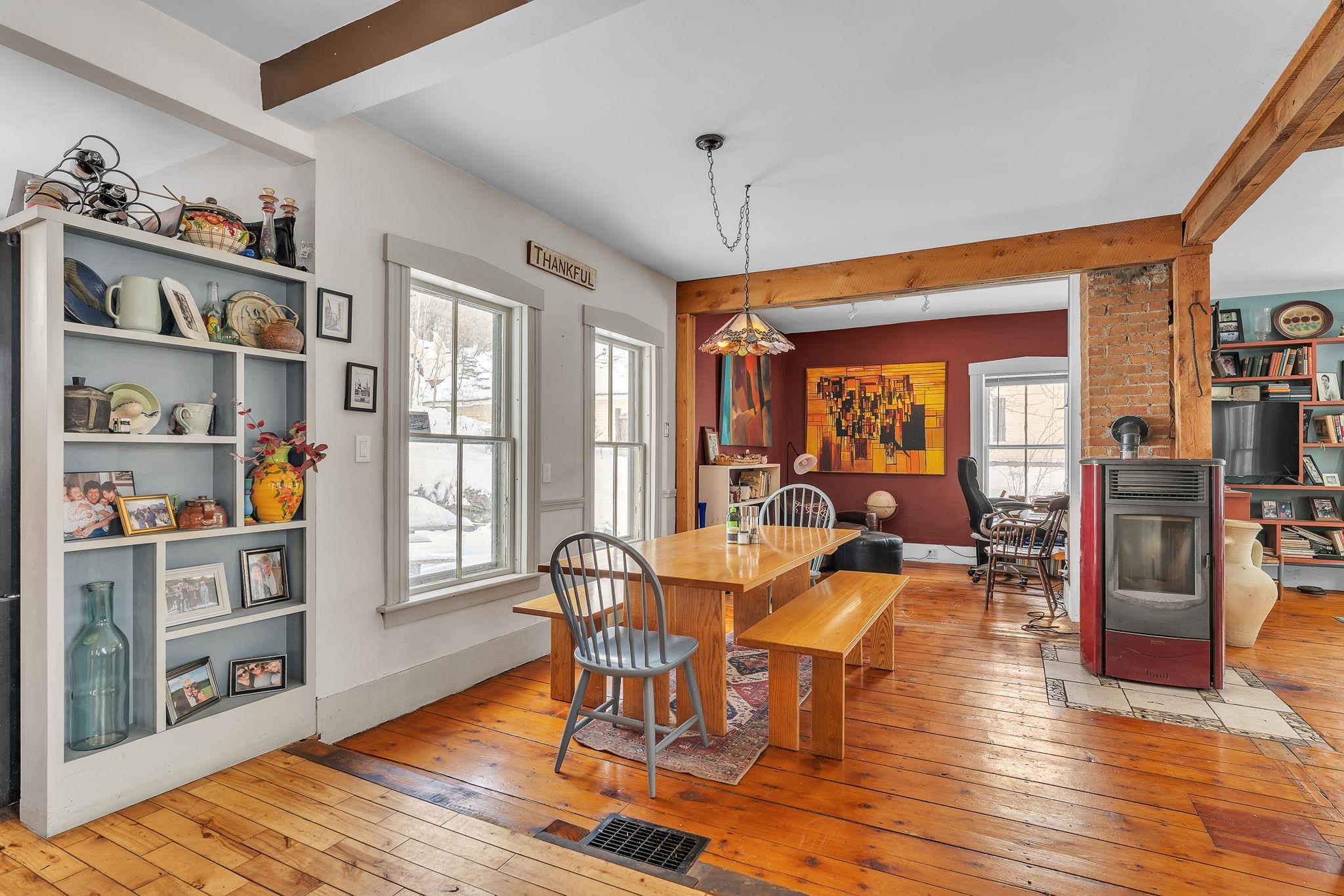 25 Linden Hill Street Property Photo 21