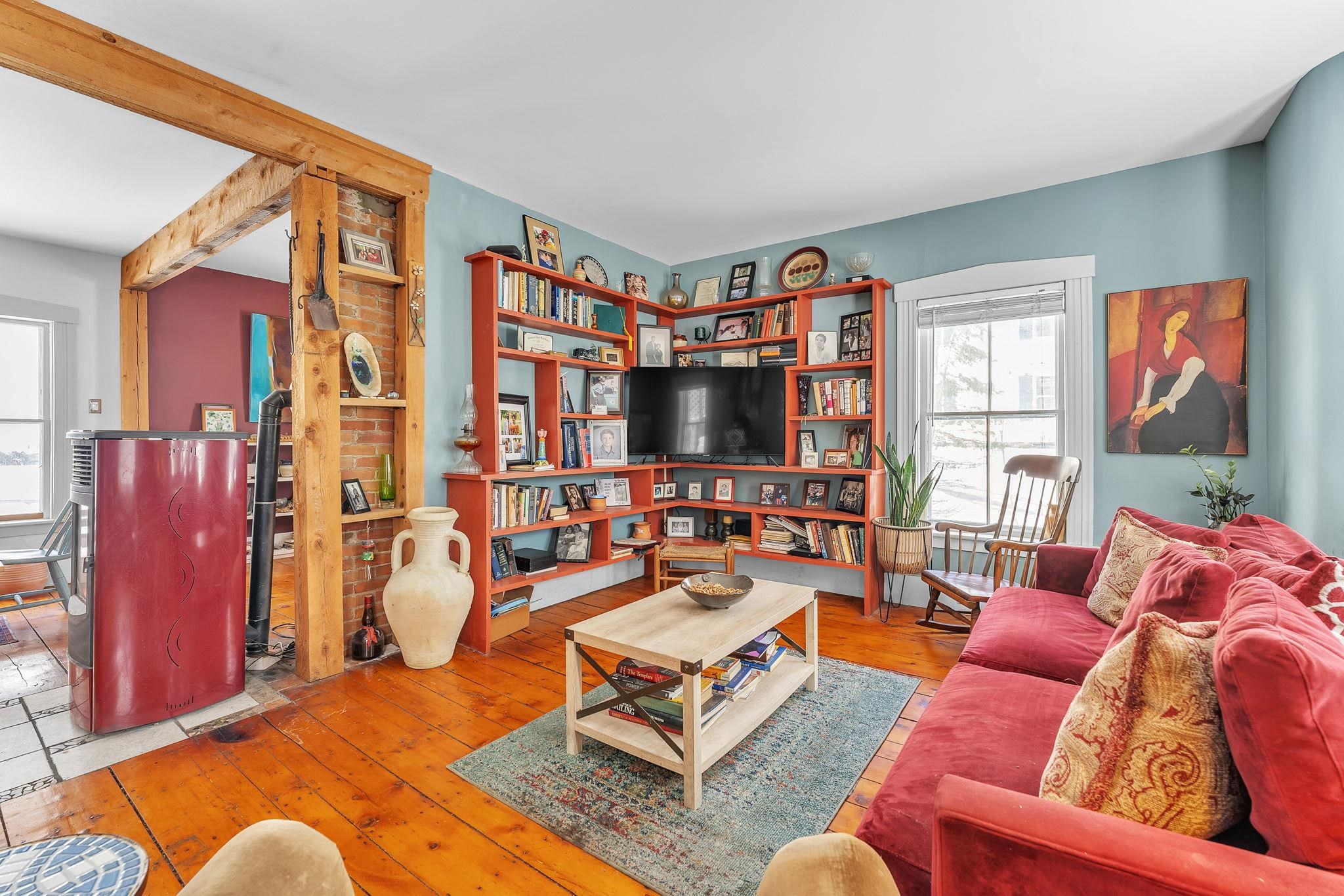 25 Linden Hill Street Property Photo 31