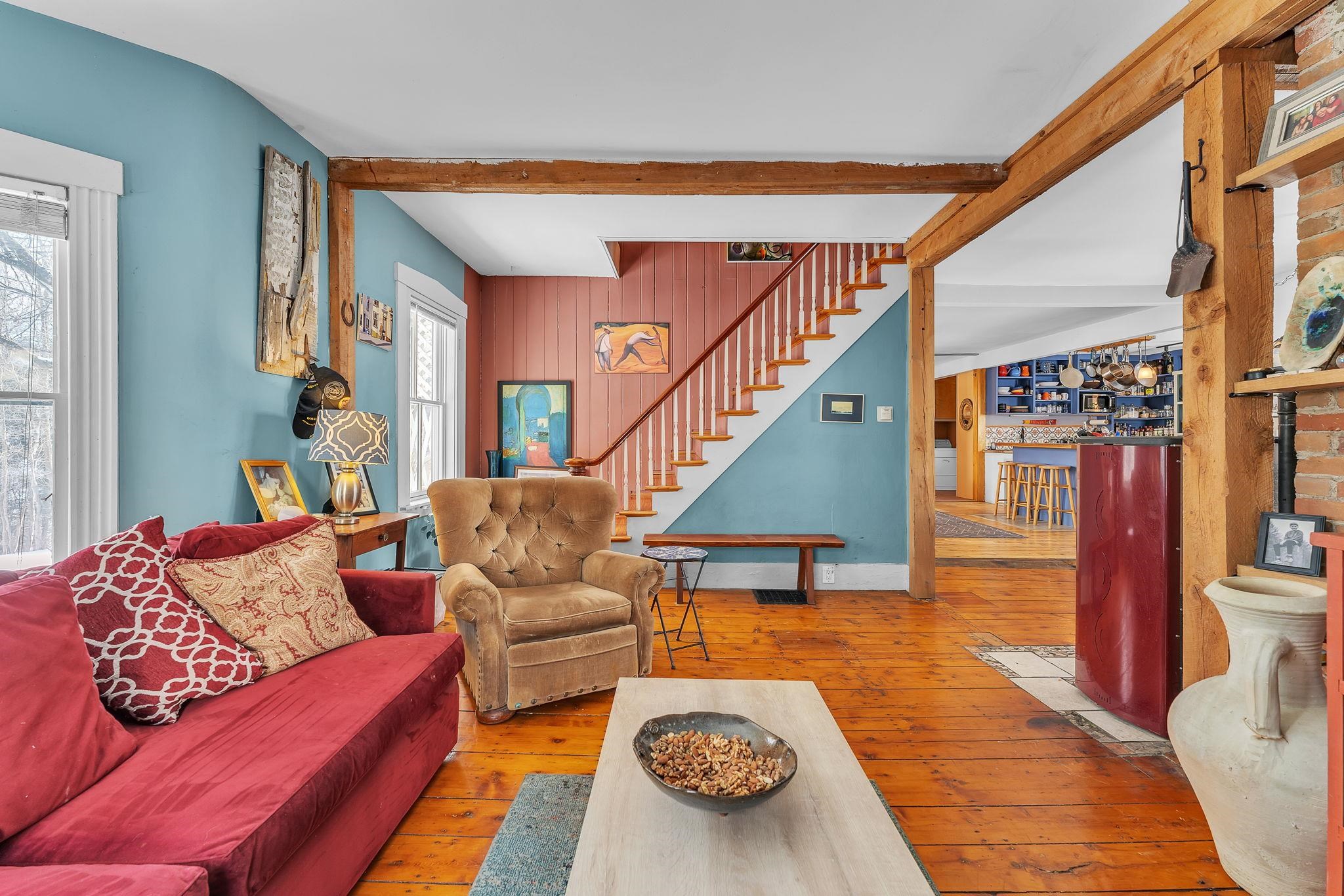 25 Linden Hill Street Property Photo 32