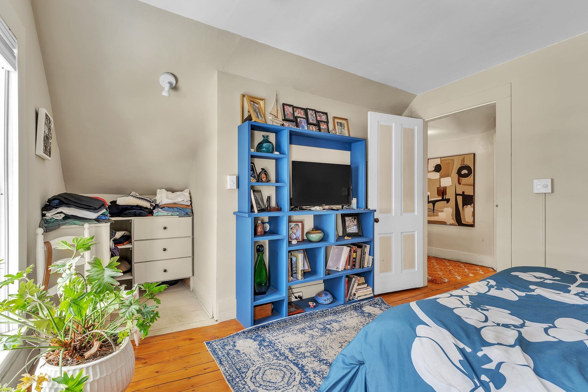 25 Linden Hill Street Property Photo 37