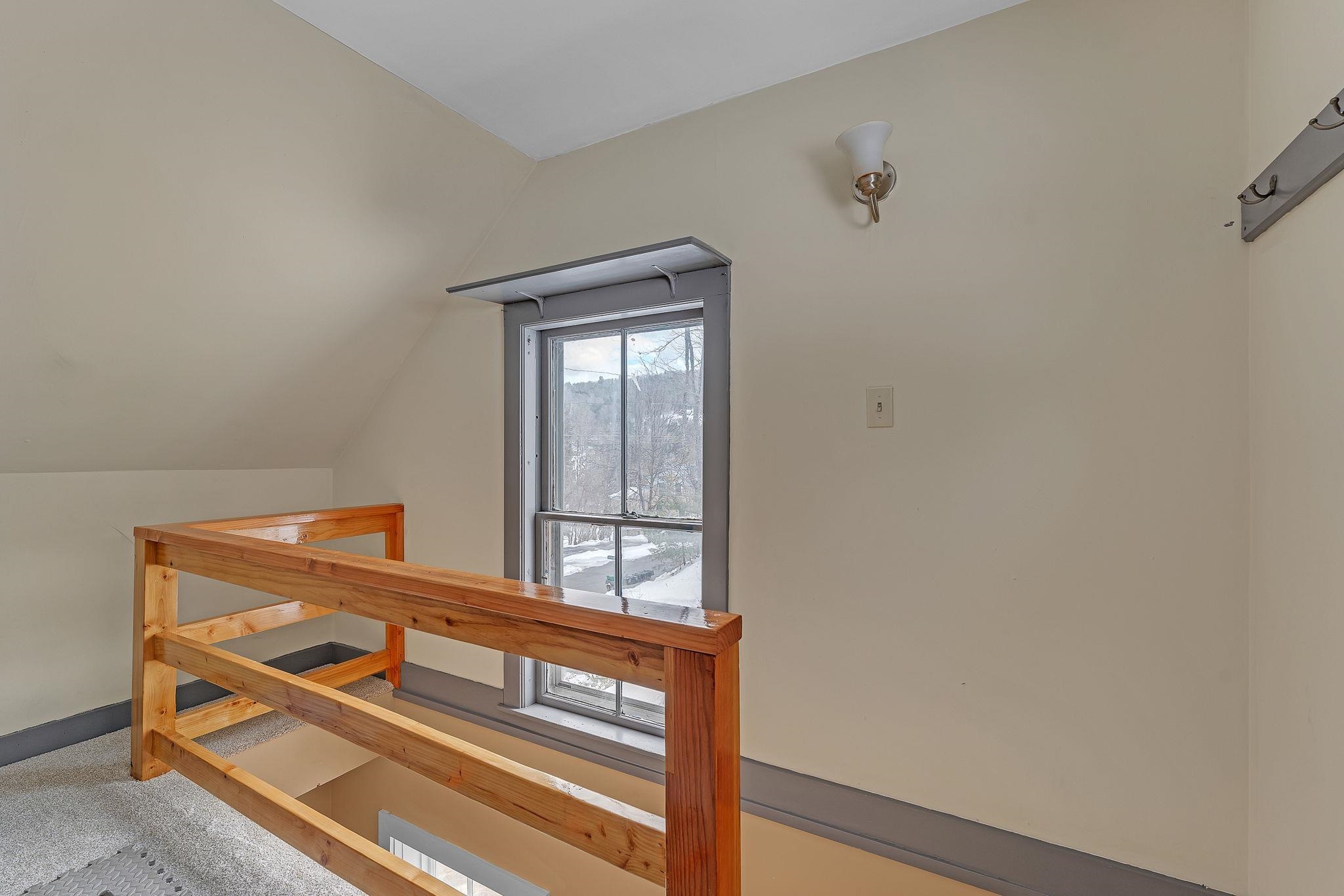 25 Linden Hill Street Property Photo 46