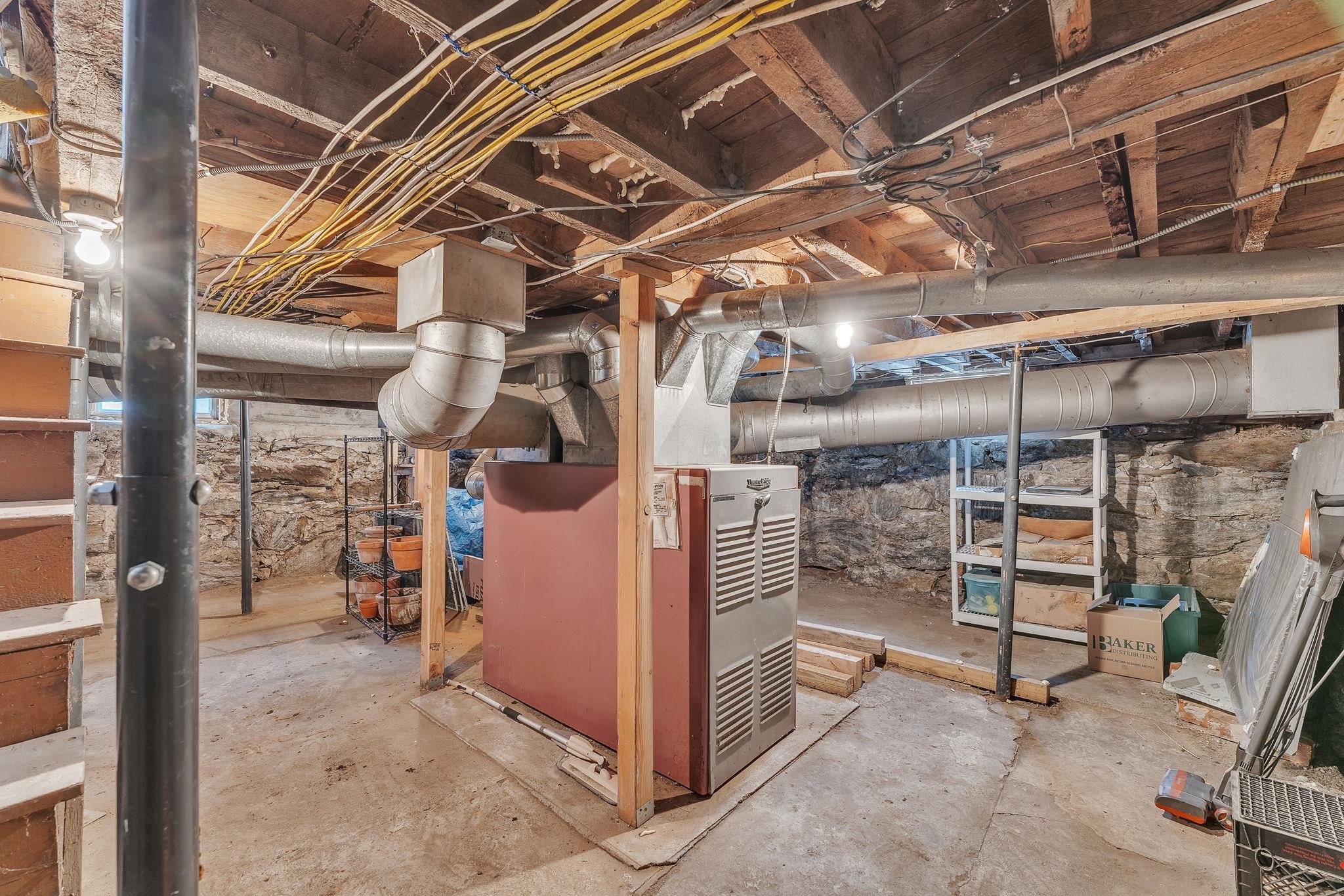 25 Linden Hill Street Property Photo 47