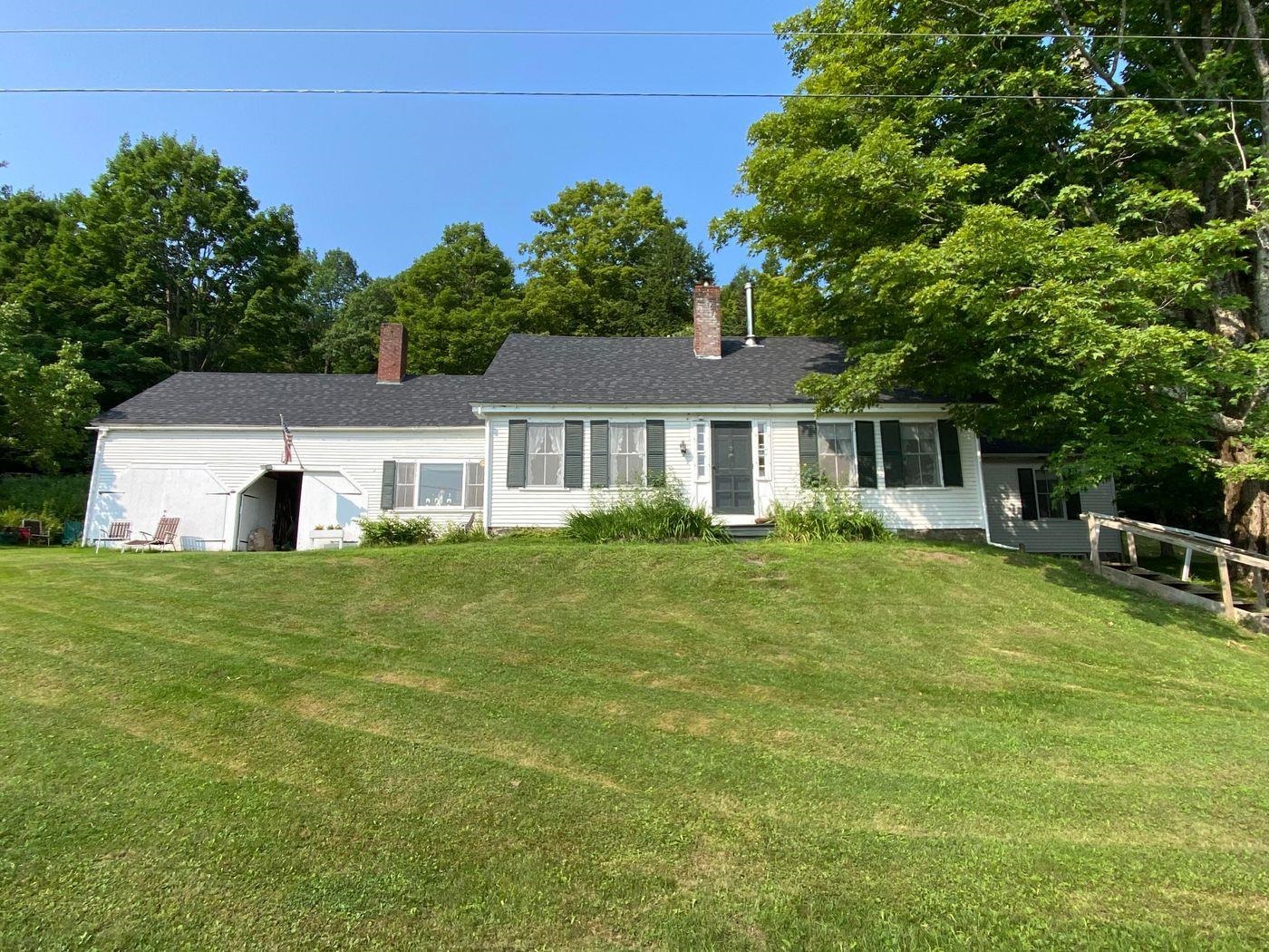 3443 North Road Property Photo