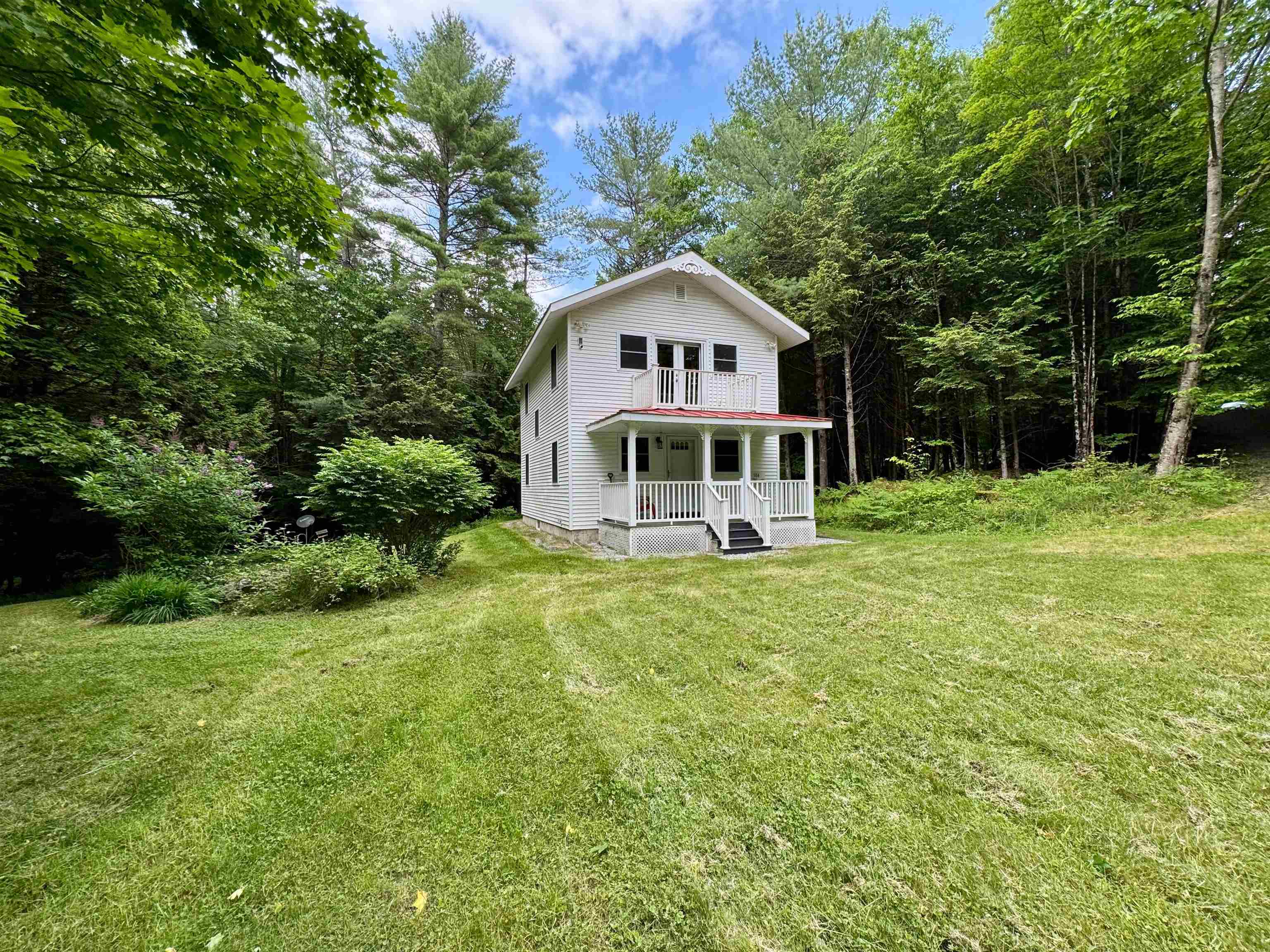 384 Stapelfeld Drive Property Photo 1