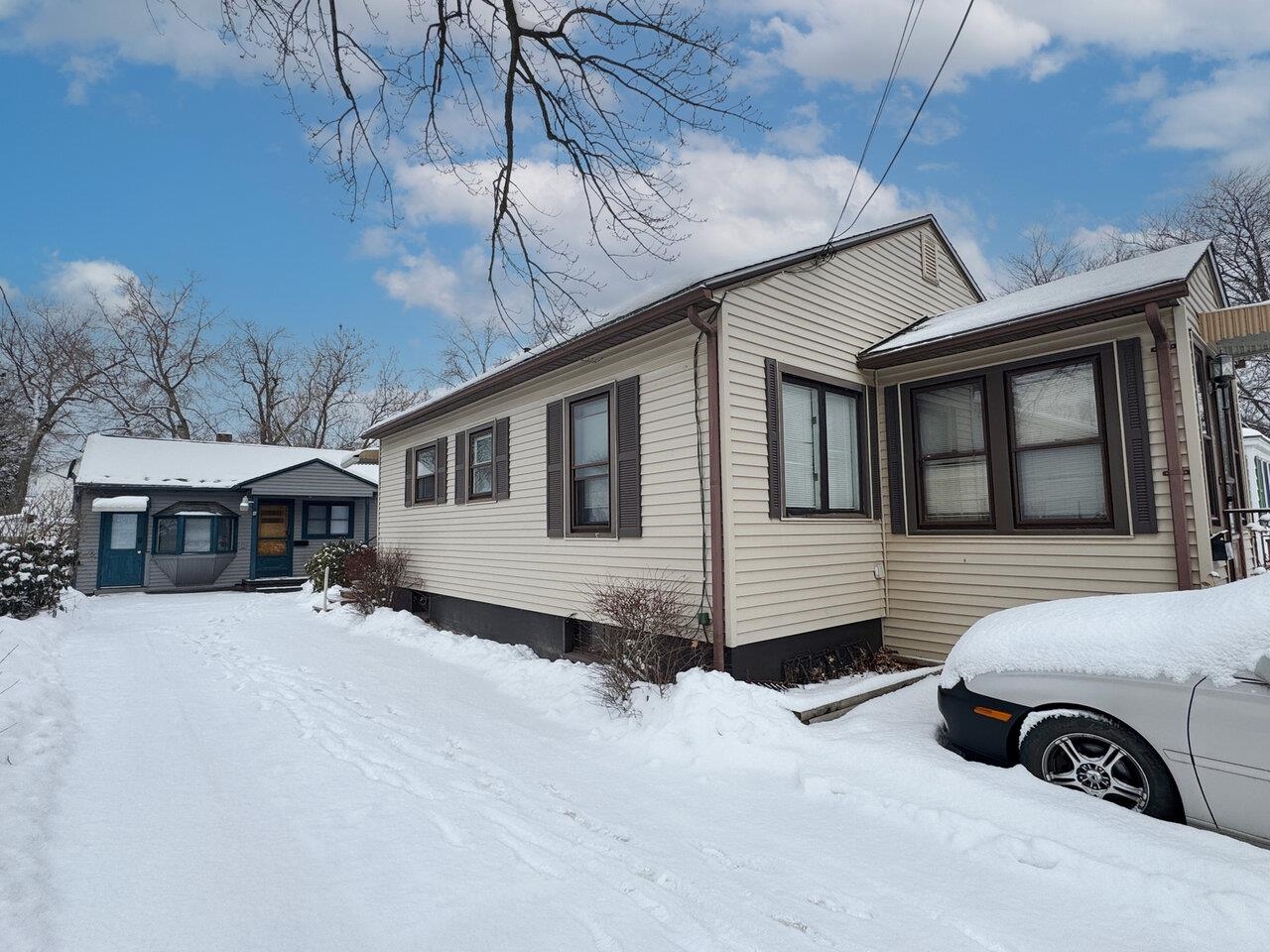 66 Hood Street Property Photo
