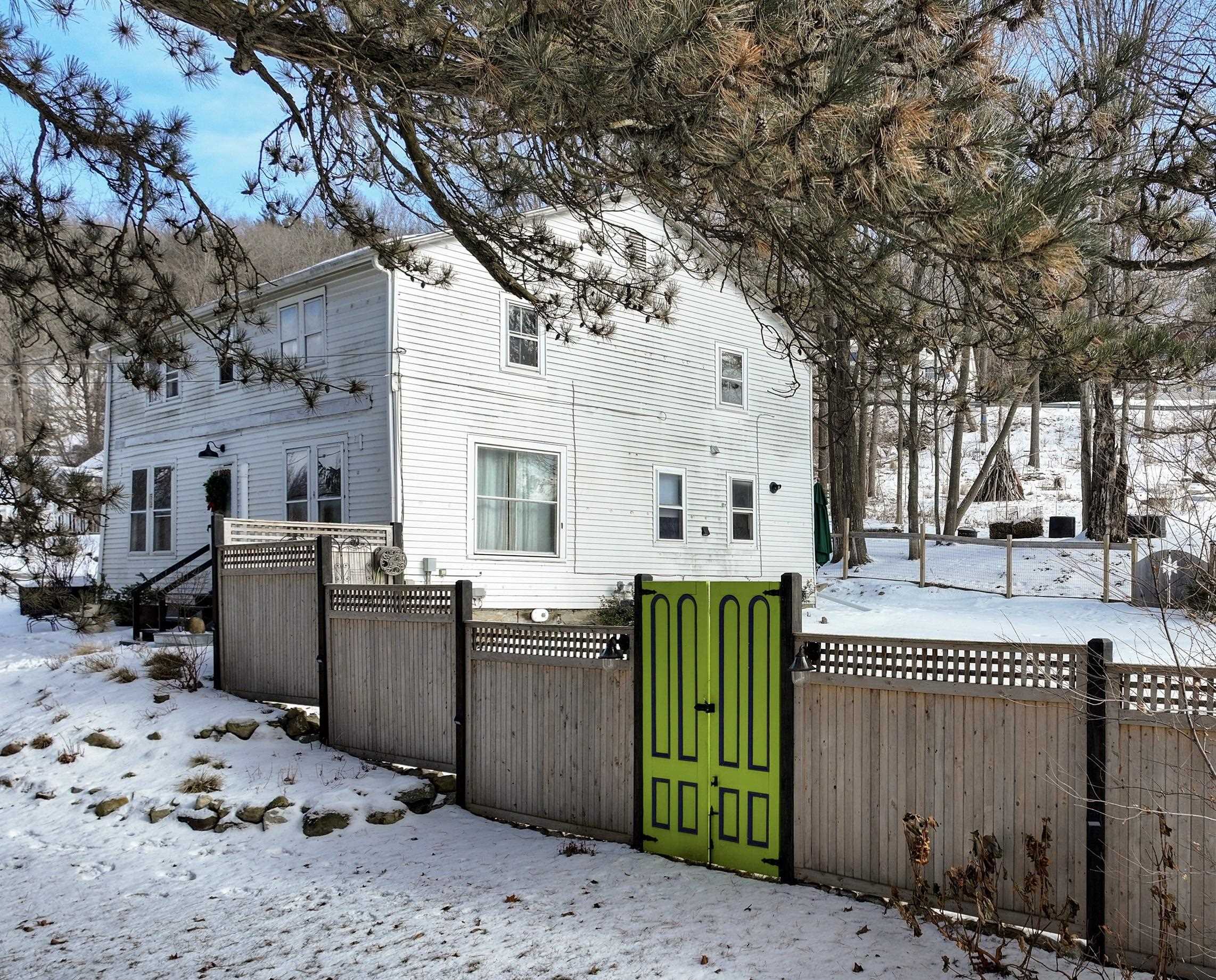 73 N Pleasant Street Property Photo
