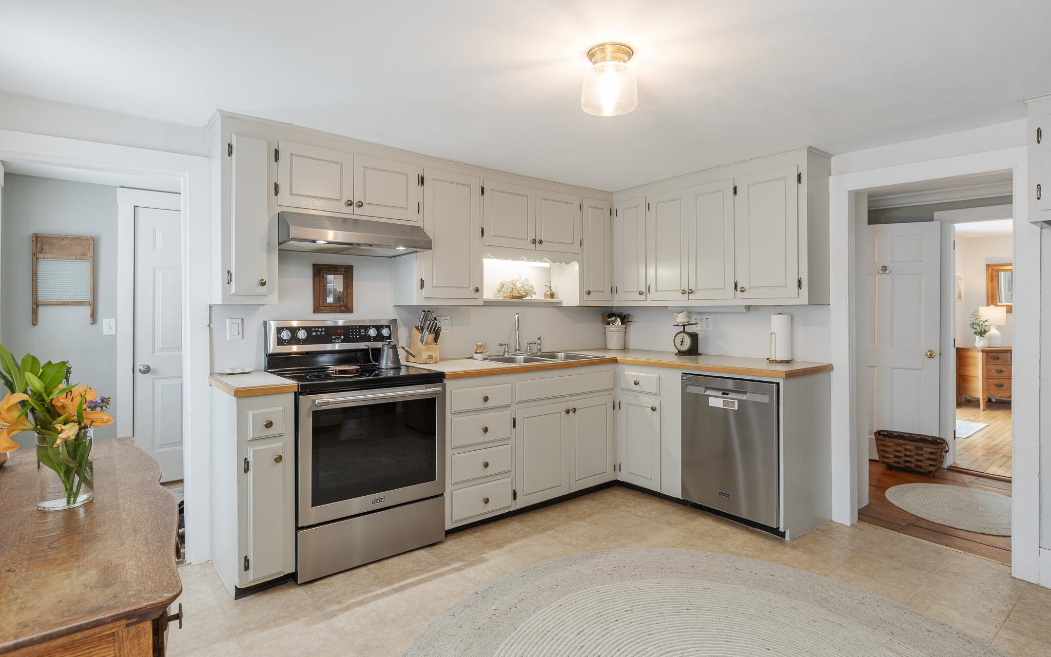 Marlow Real Estate Listings Main Image