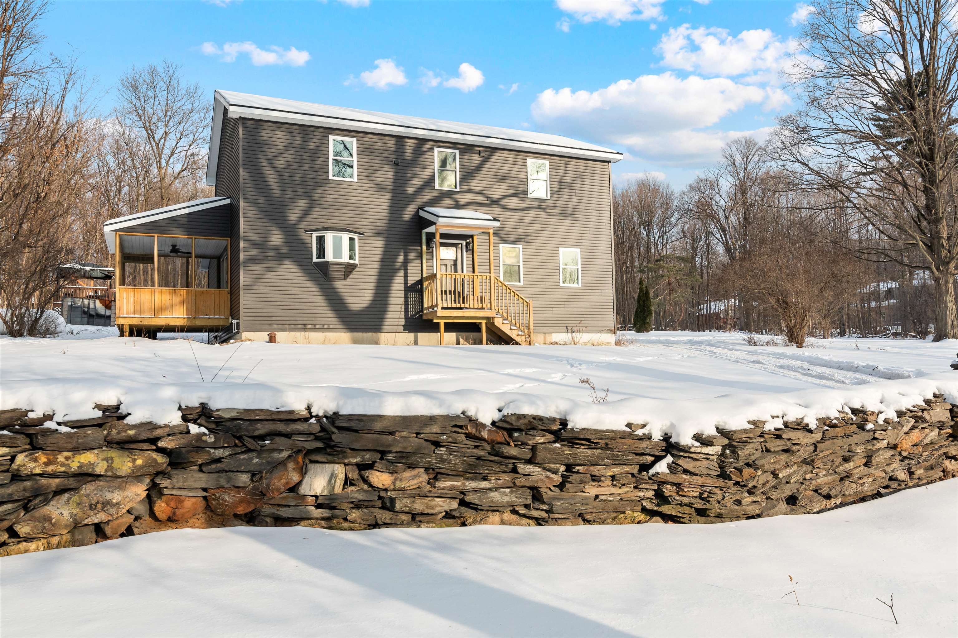 481 Saint Albans Road Property Photo