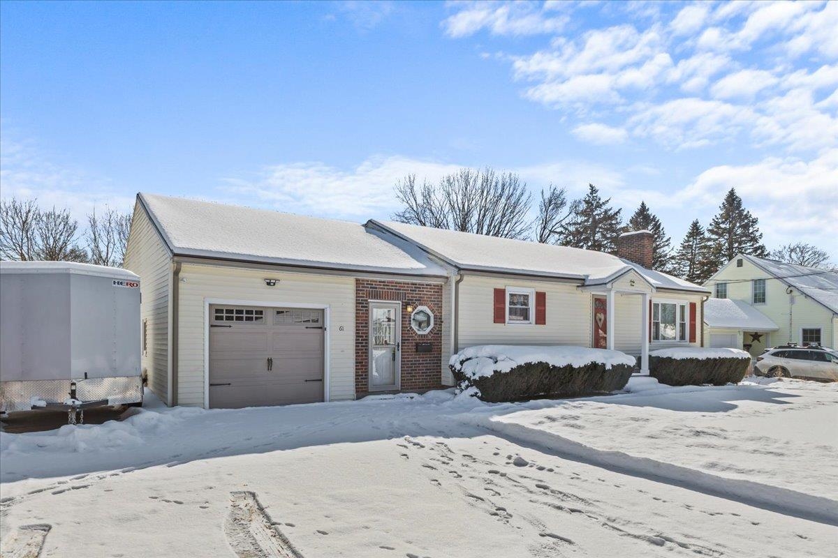 61 Village Green Property Photo