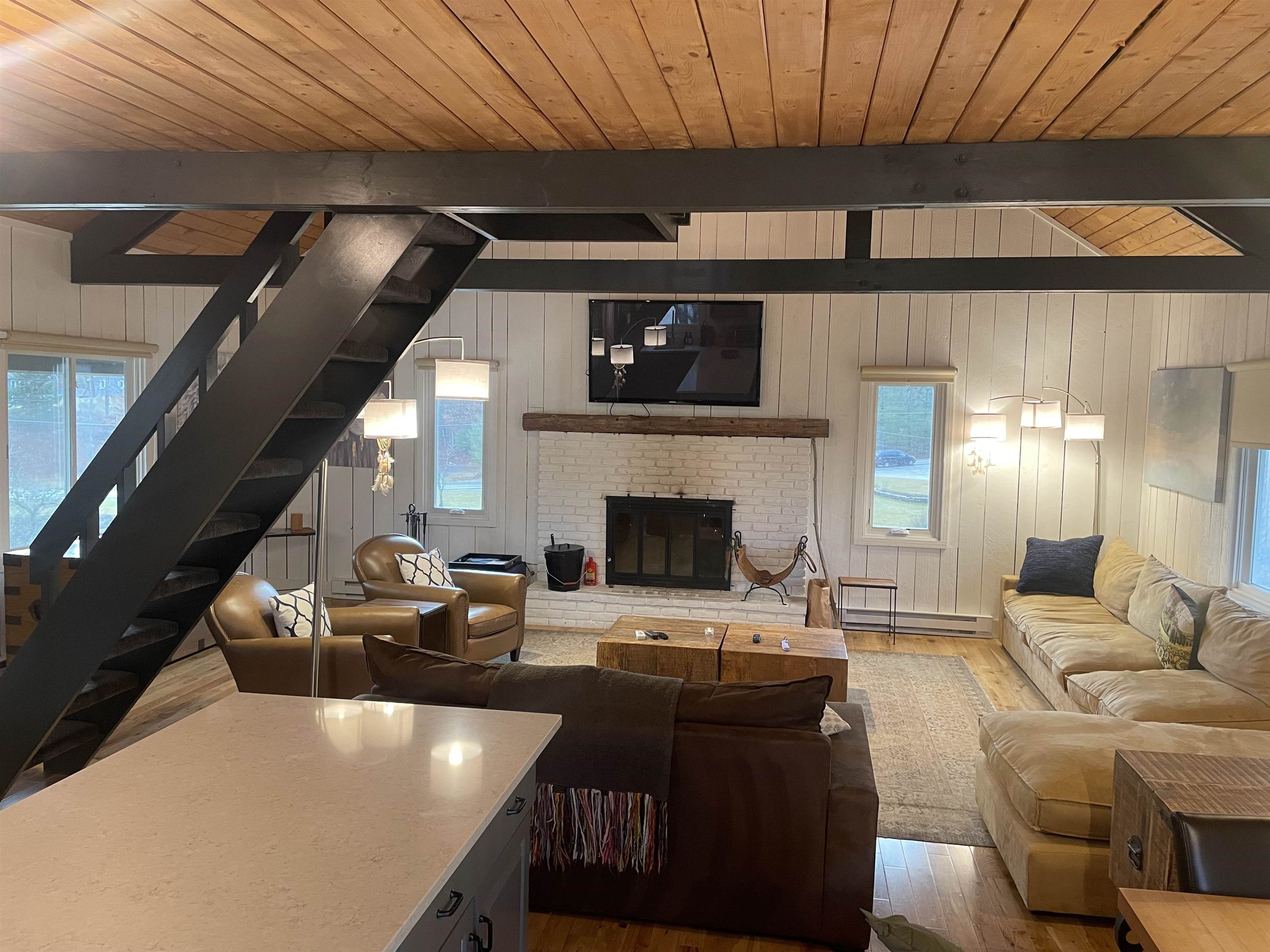 Winhall Acres Real Estate Listings Main Image