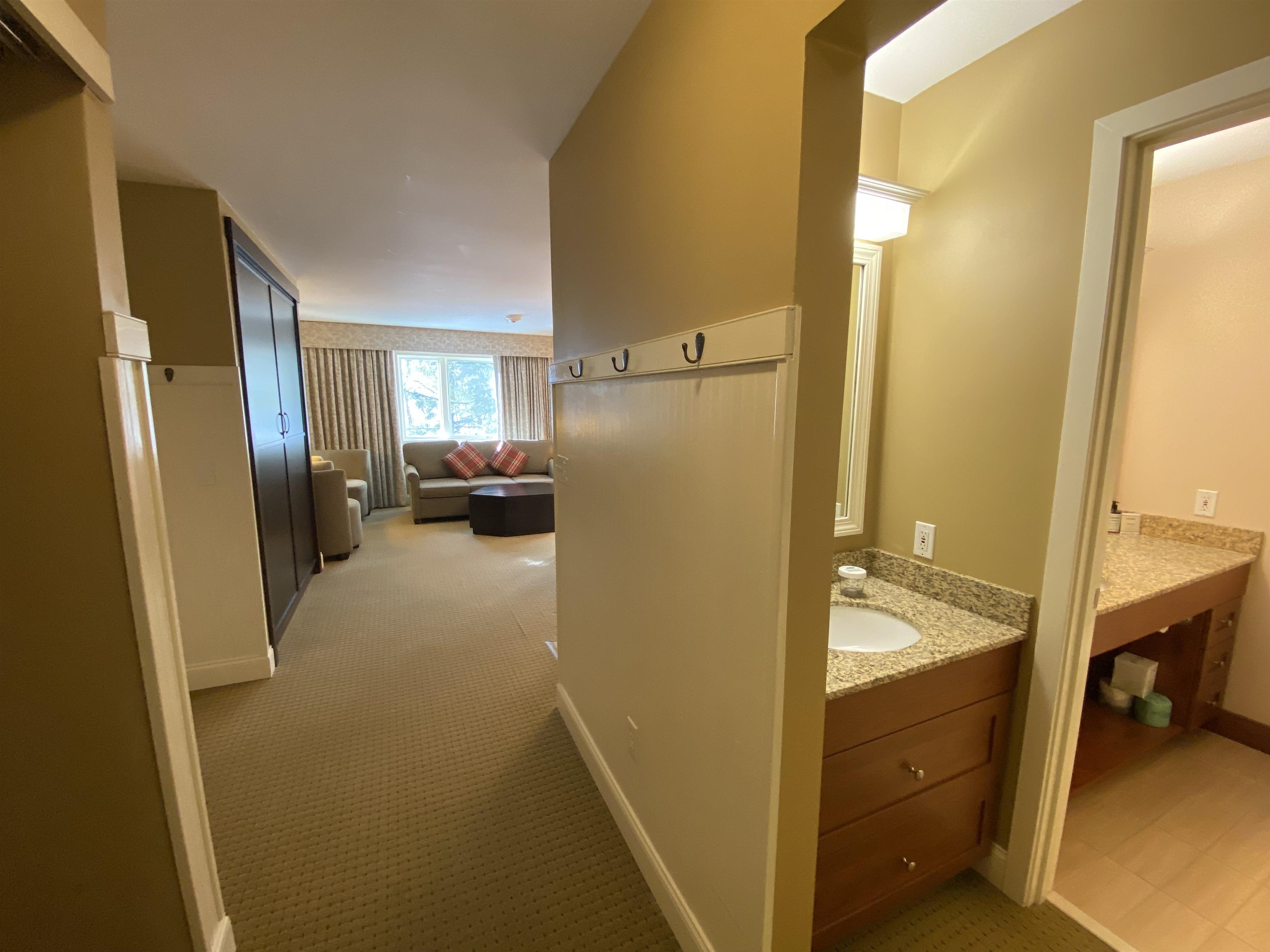 103/05 Qtr.1,89 Grand Summit Way Property Photo 17