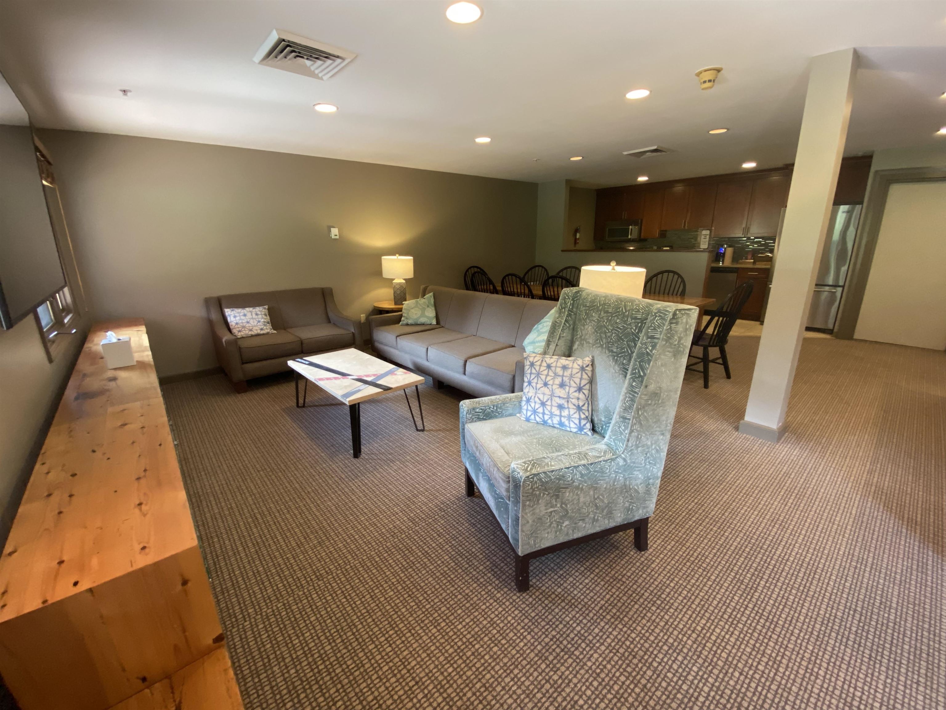 103/05 Qtr.1,89 Grand Summit Way Property Photo 34