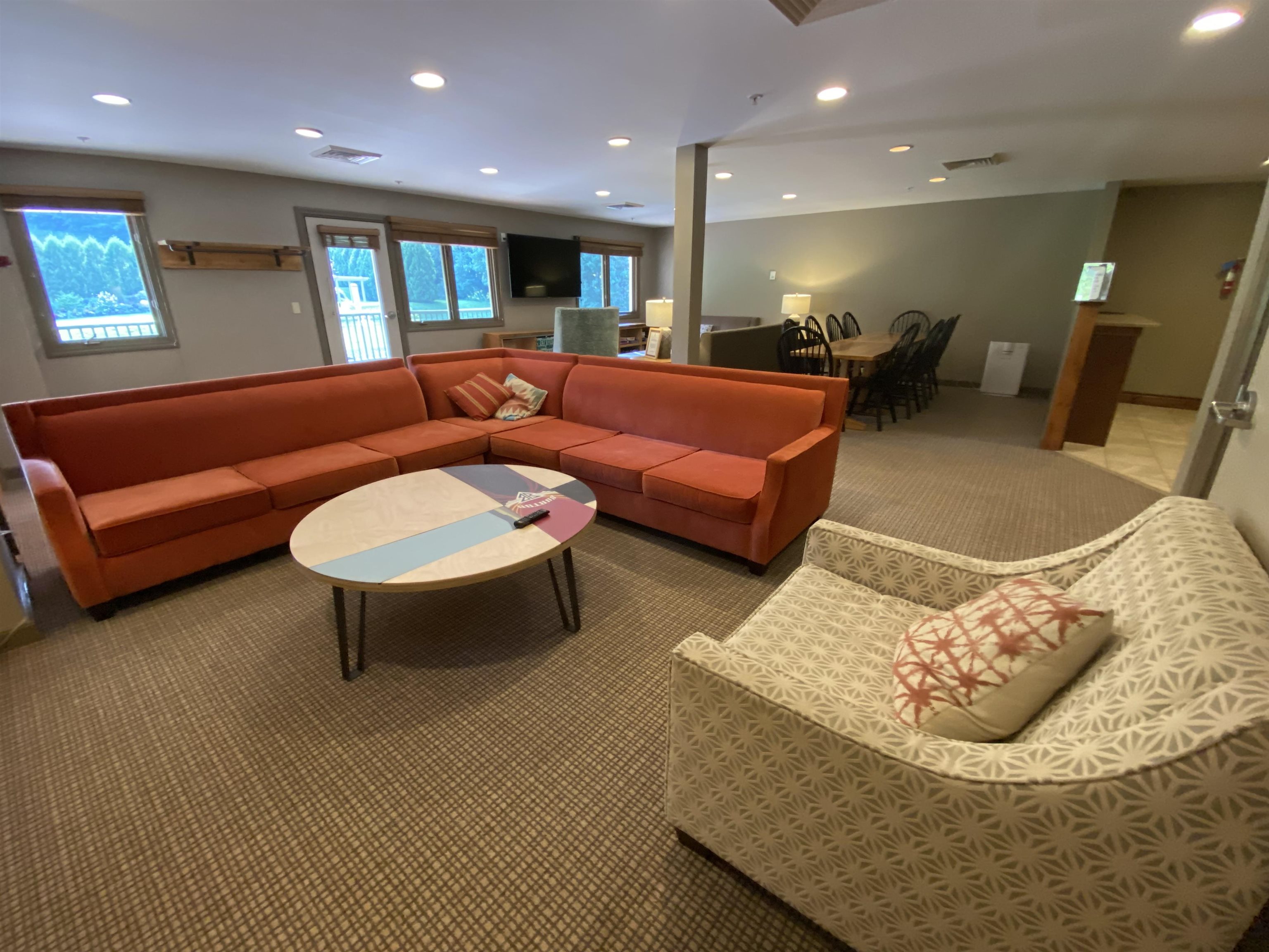 103/05 Qtr.1,89 Grand Summit Way Property Photo 36