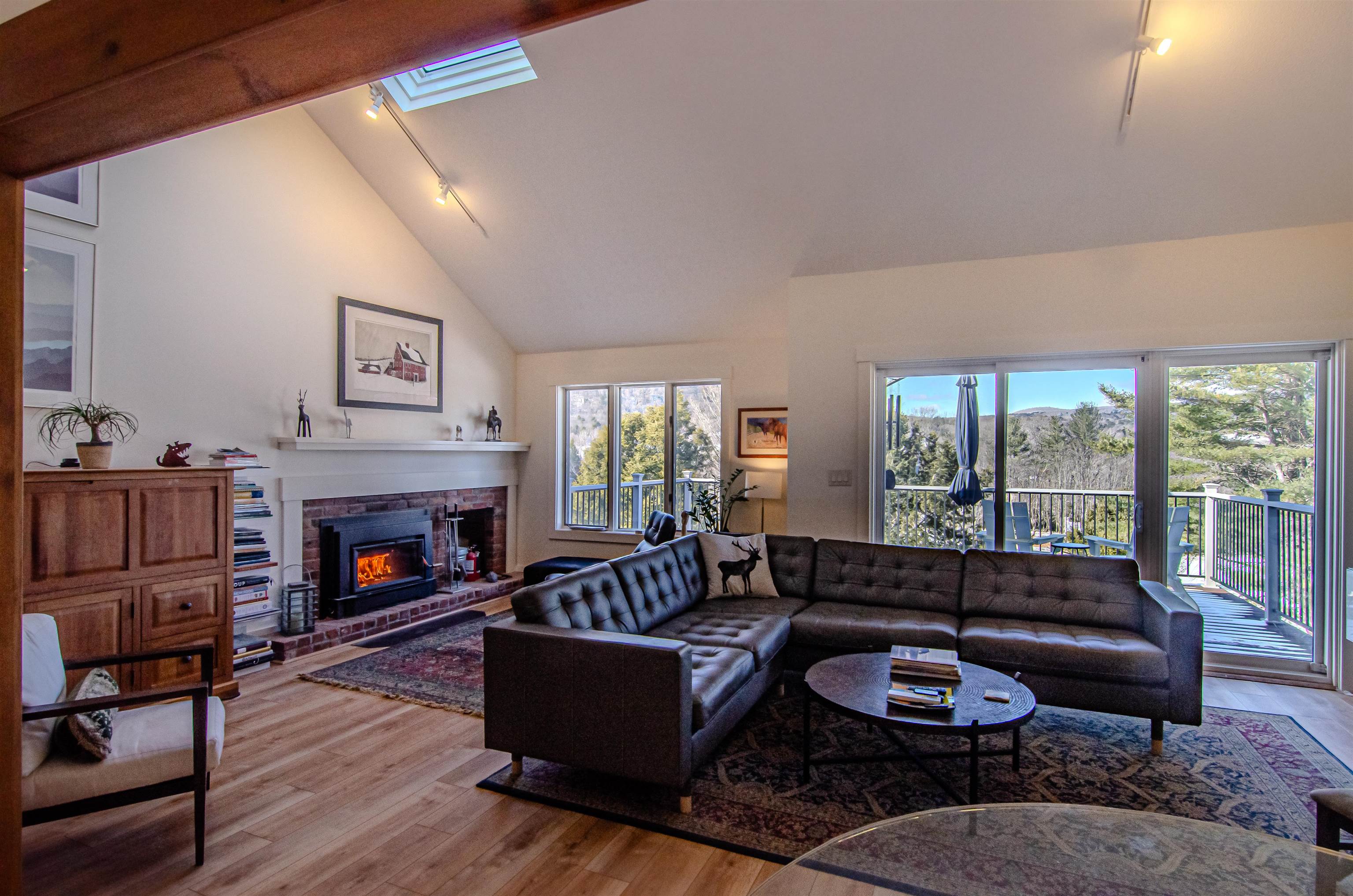 Greensway Condominium Real Estate Listings Main Image