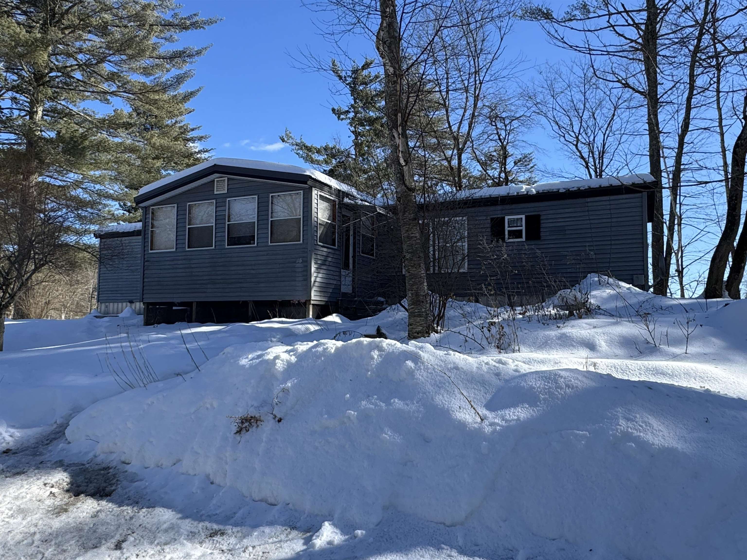 35 Roberts Road Property Photo