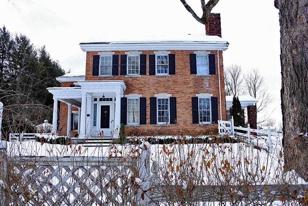 82 East Main Street 2 Property Photo