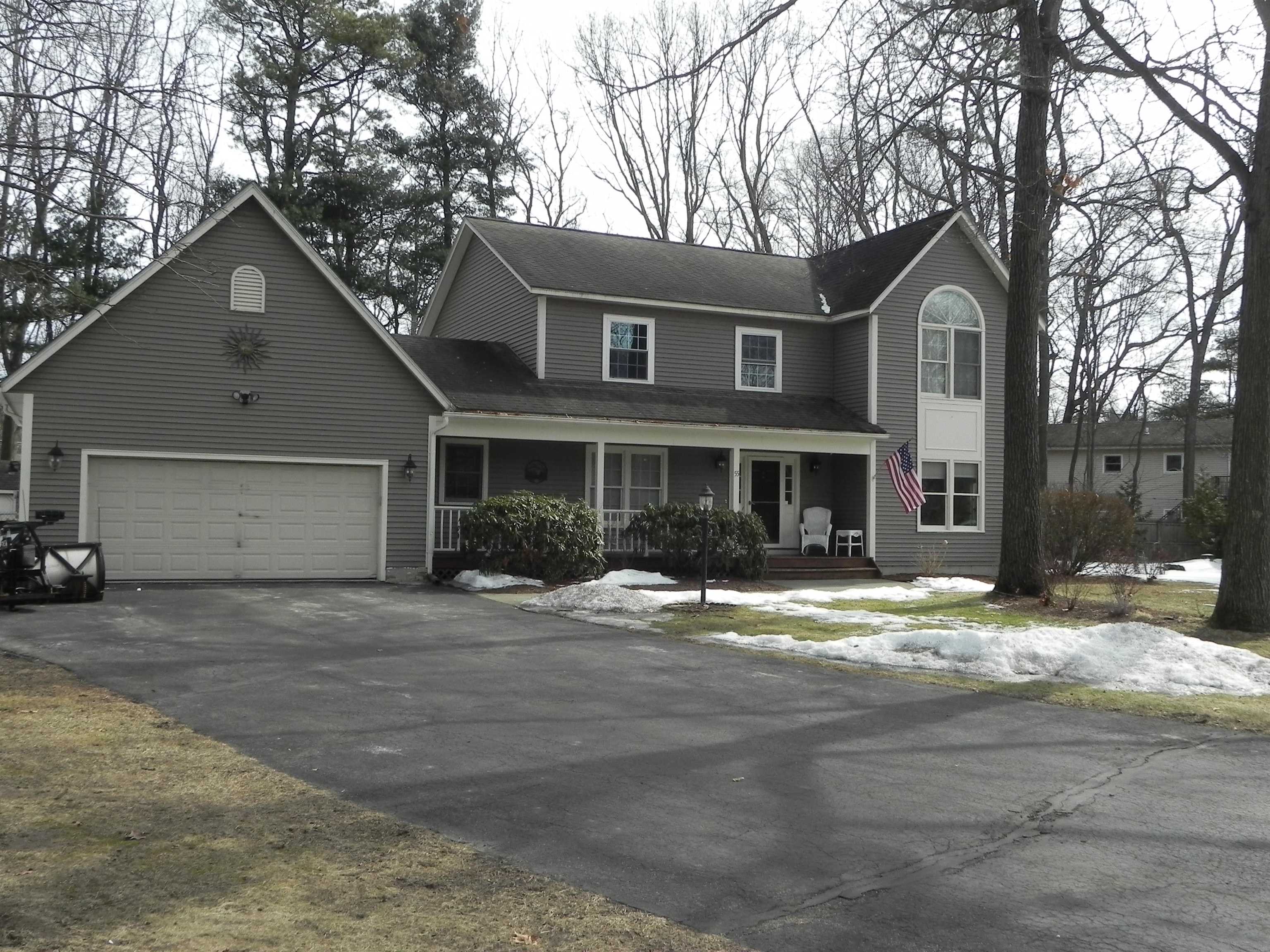 55 Longwood Circle Property Photo