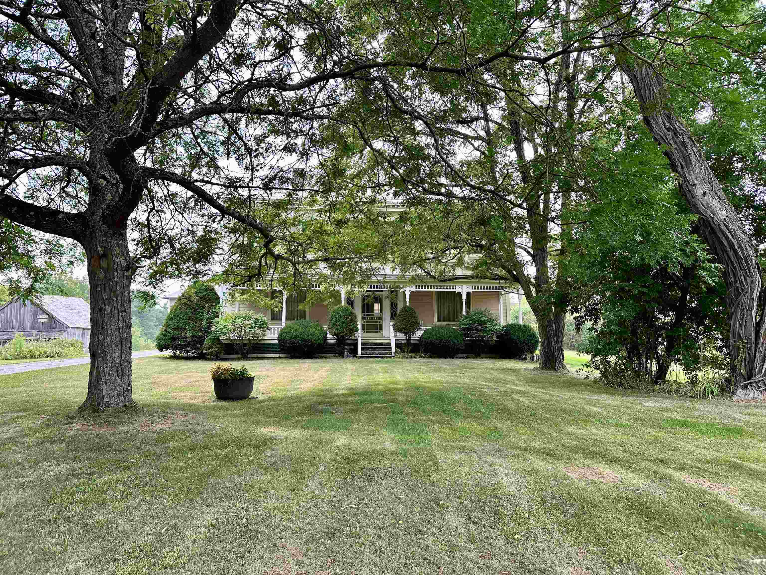 13 Vermont Route 22a Property Photo 2