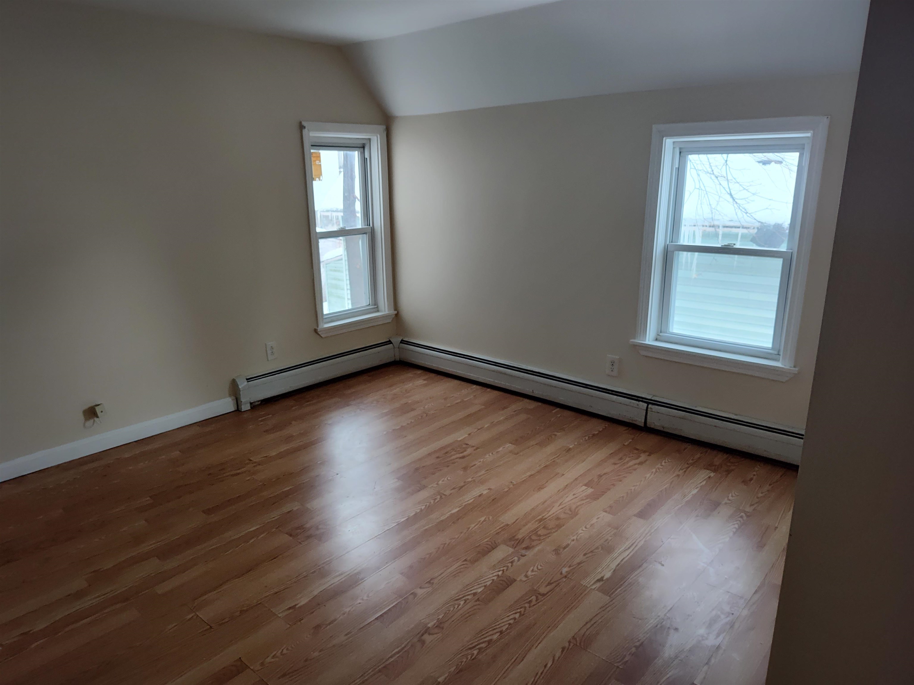 426 Manchester Street Property Photo 4