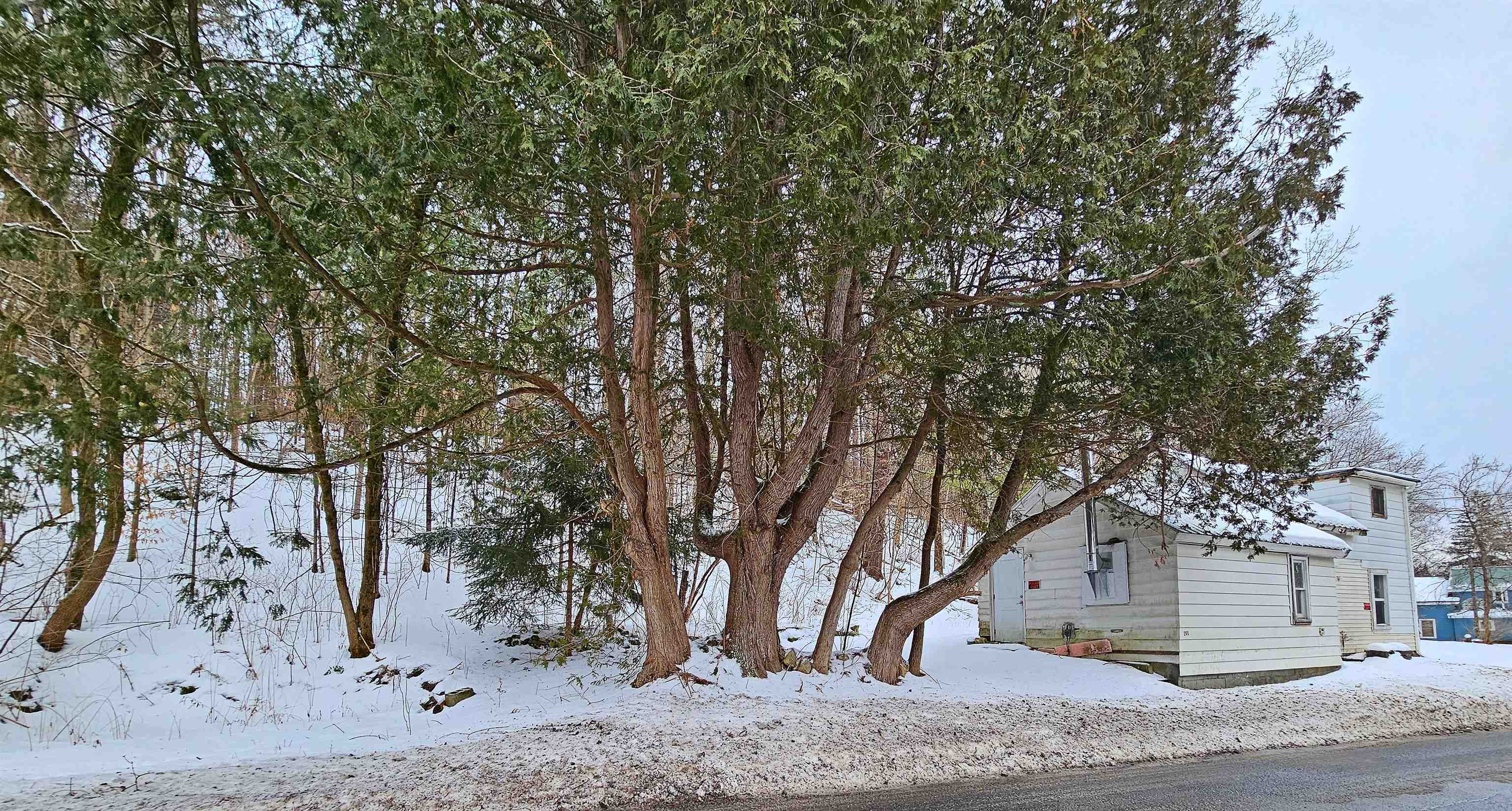 206 Oxbow Road Property Photo