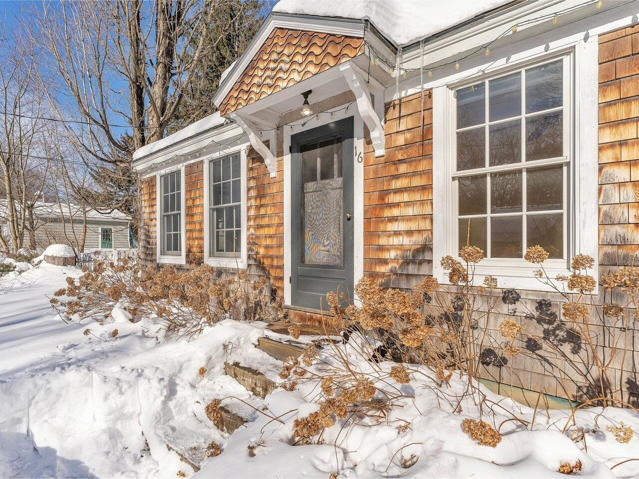 16 Beacon Street Property Photo