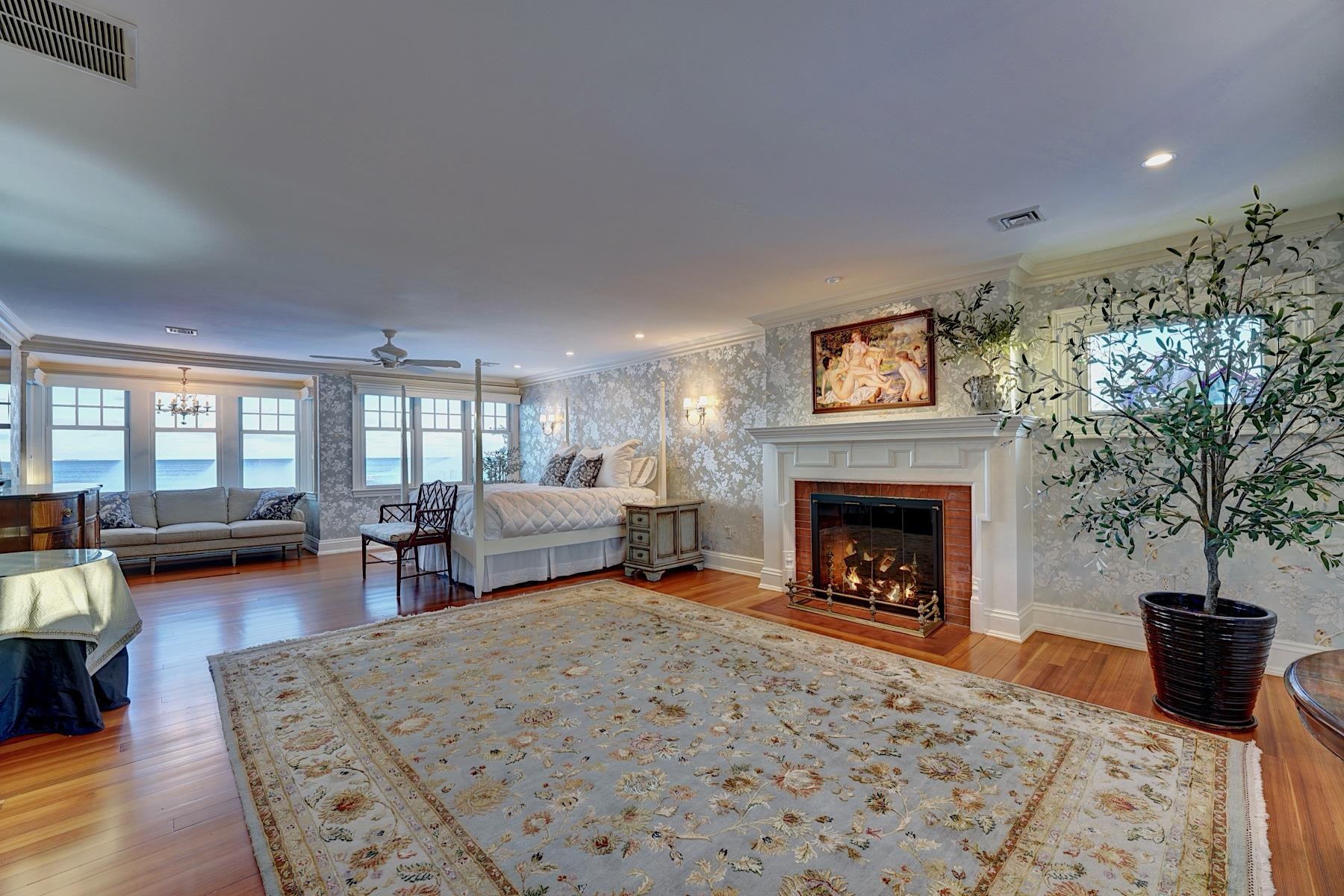 34 Willow Avenue Property Photo 31