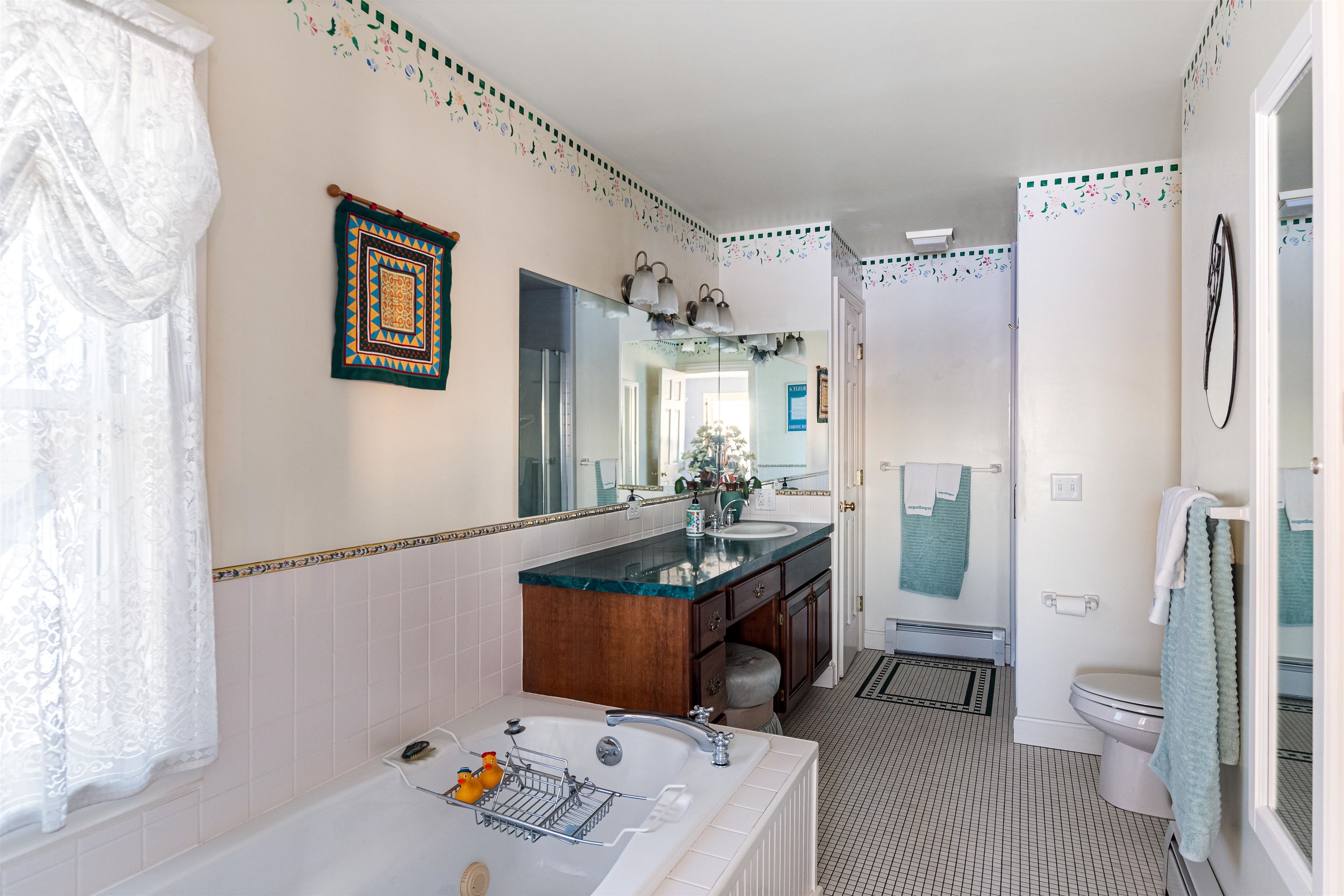 302 Ledge Hill Drive Property Photo 36