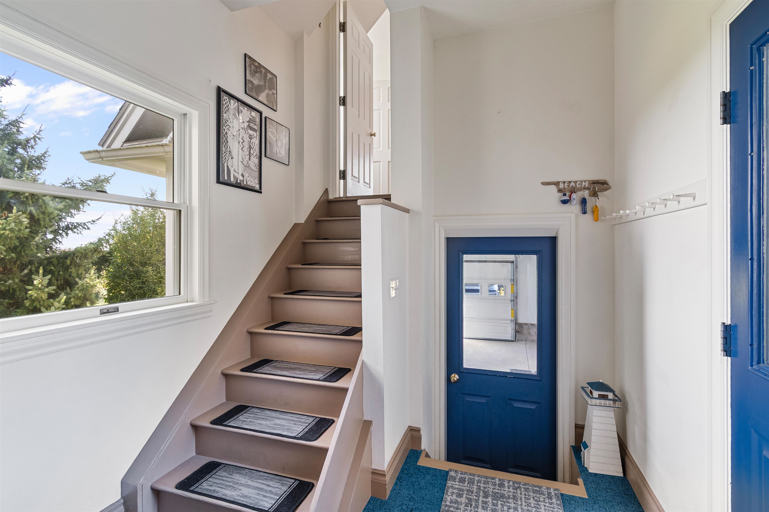 302 Ledge Hill Drive Property Photo 42