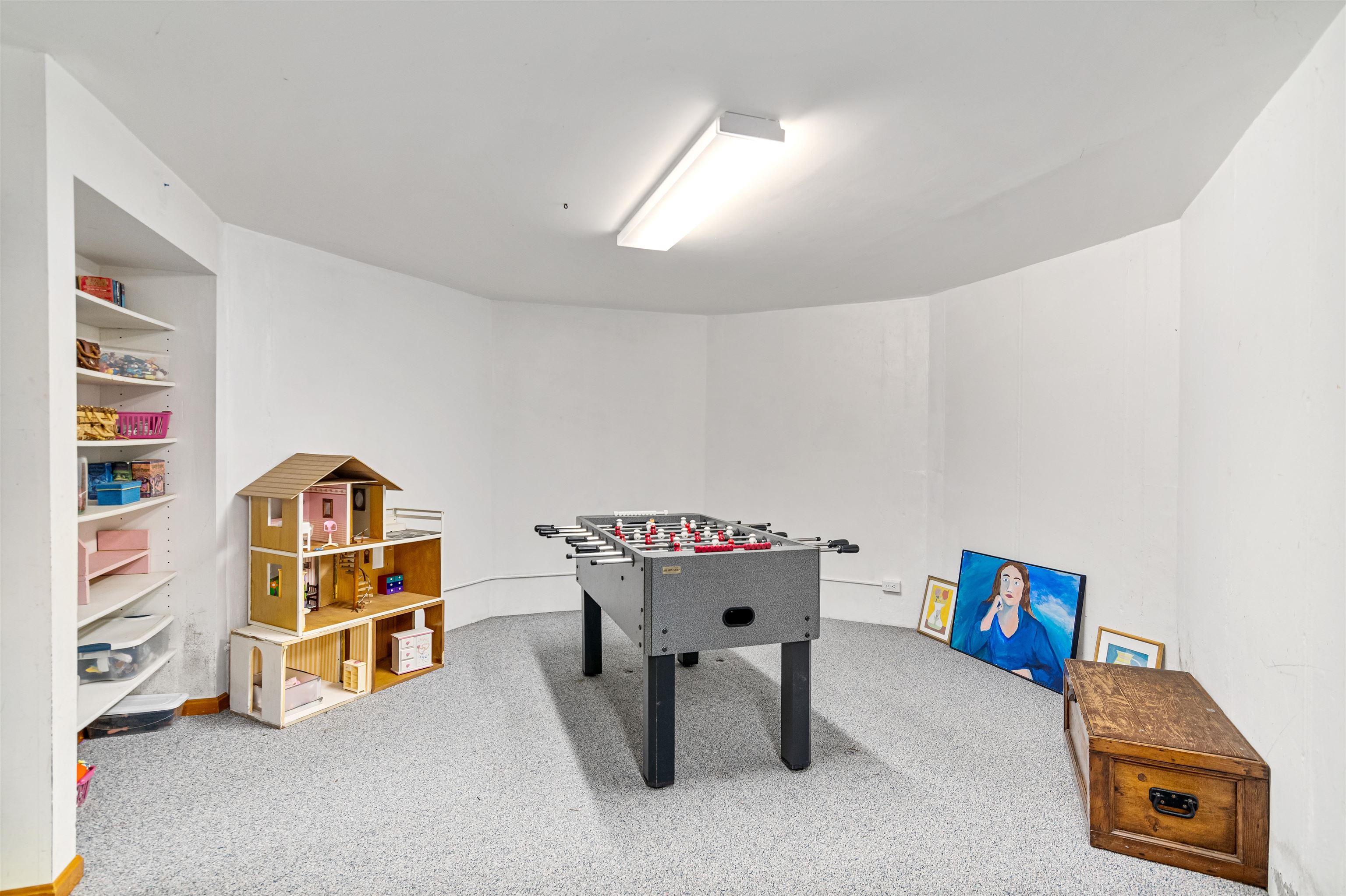 302 Ledge Hill Drive Property Photo 48