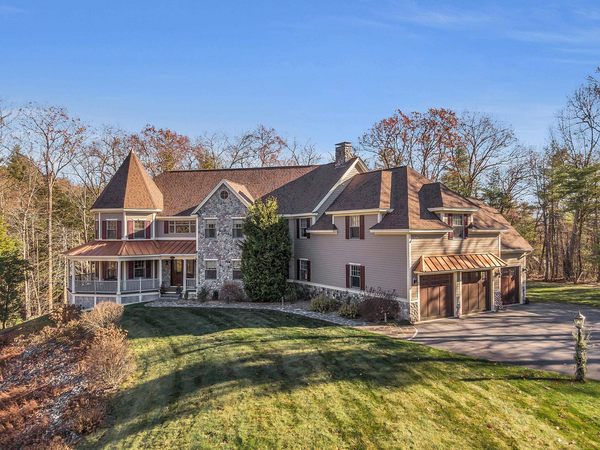 10 Rocky Hill Road Property Photo