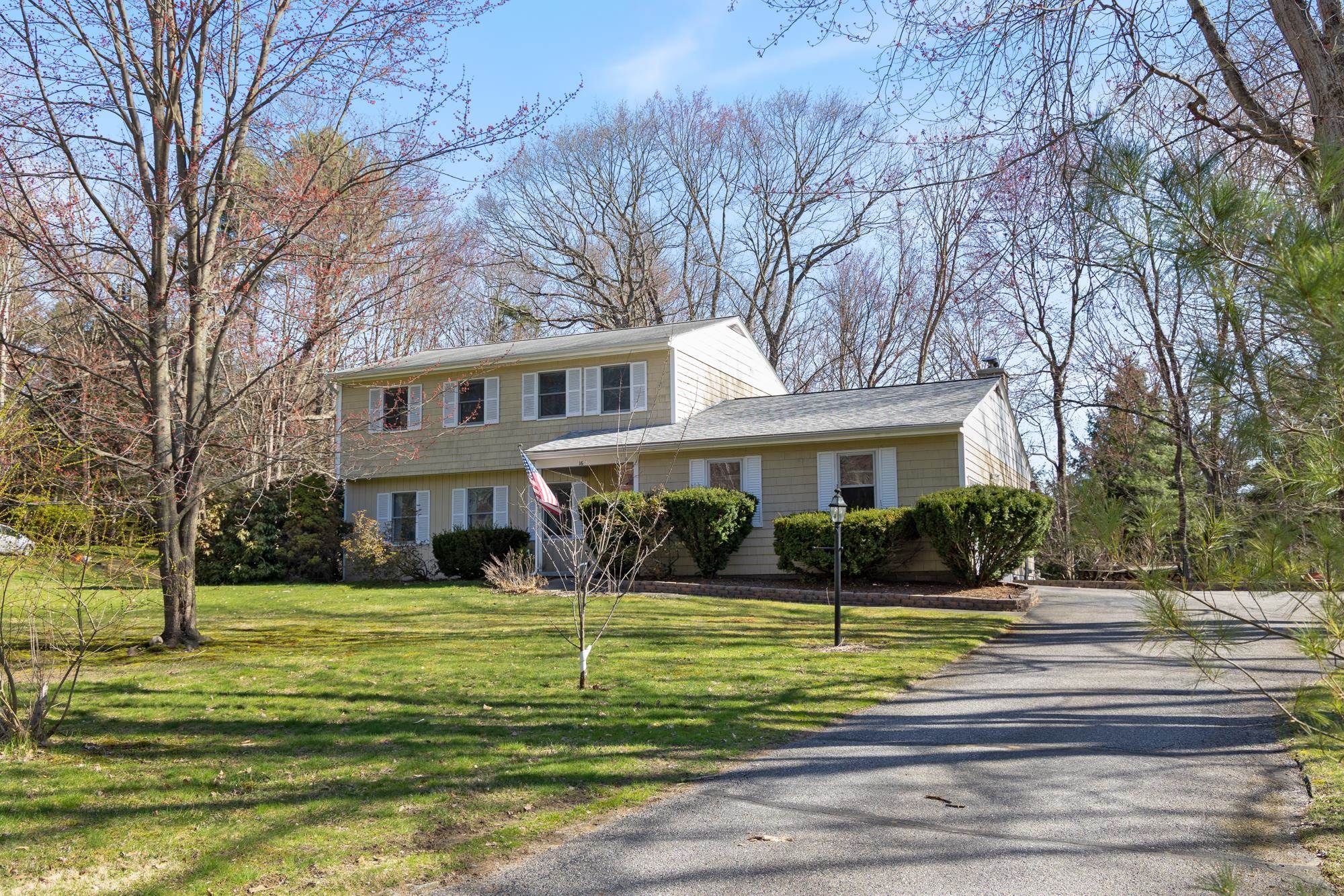 16 Ridge Road Property Photo
