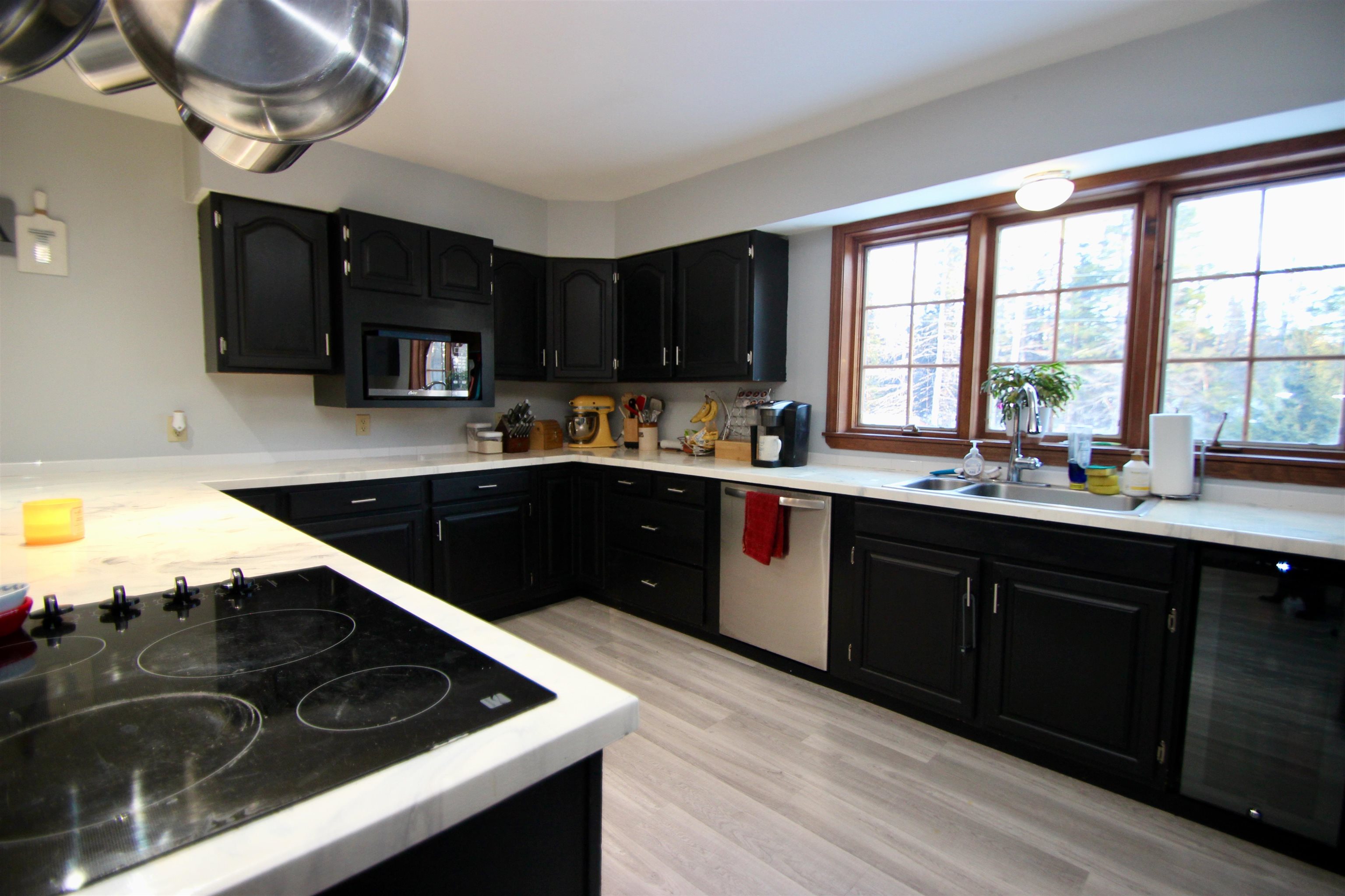 24 Strong Road Property Photo