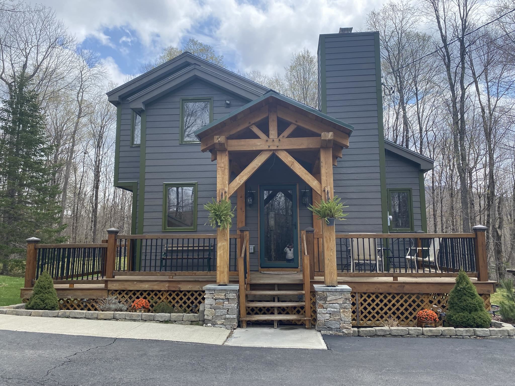 Dover Hills Real Estate Listings Main Image