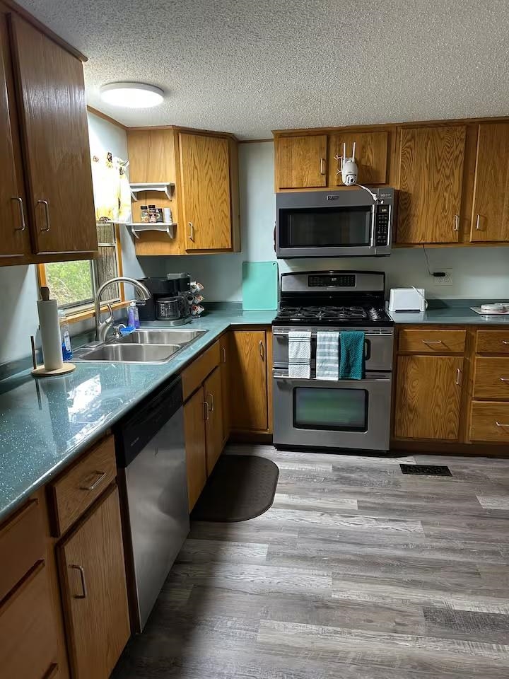 238/266 South Main Street Property Photo 3