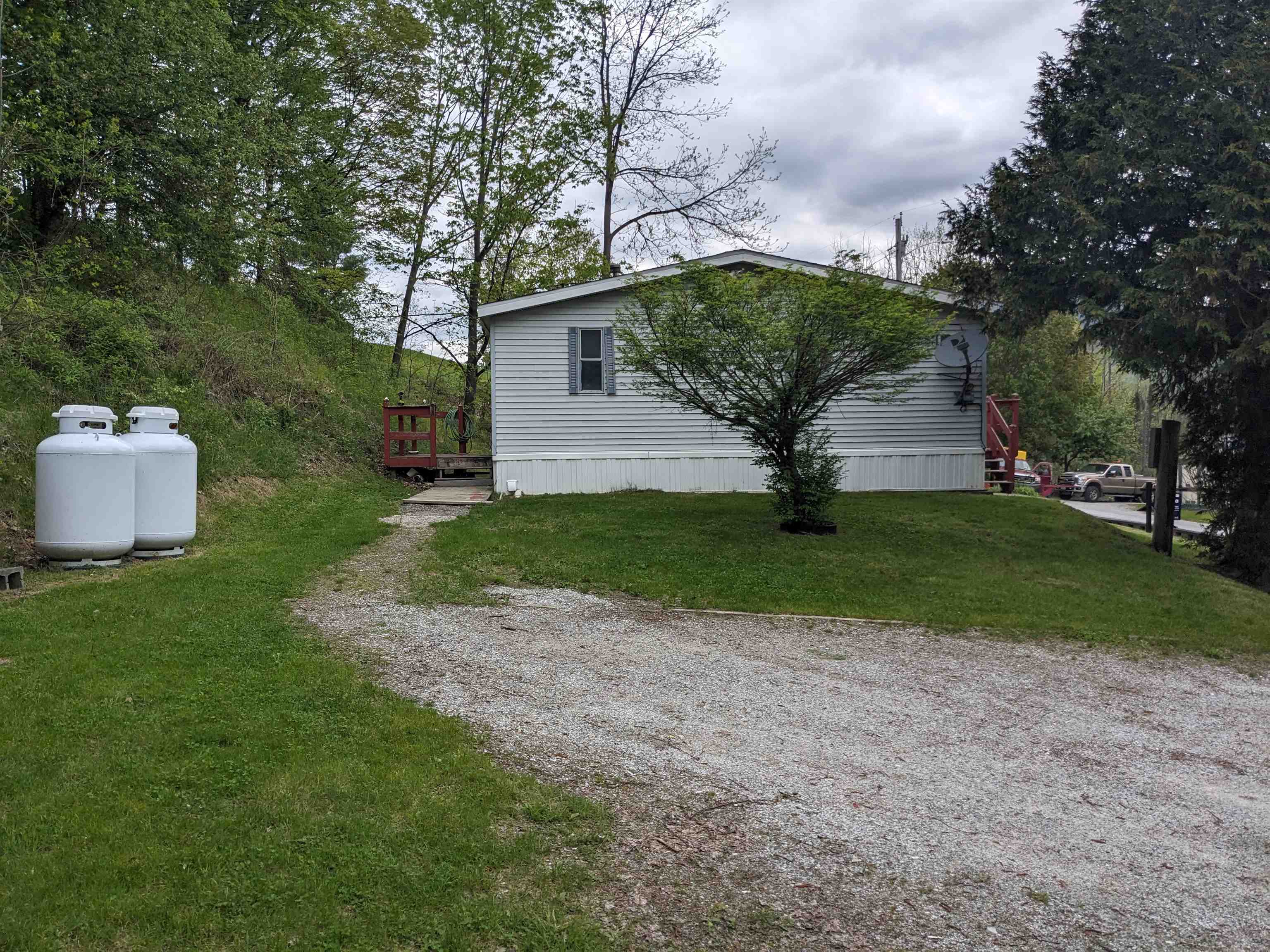 238/266 South Main Street Property Photo 16