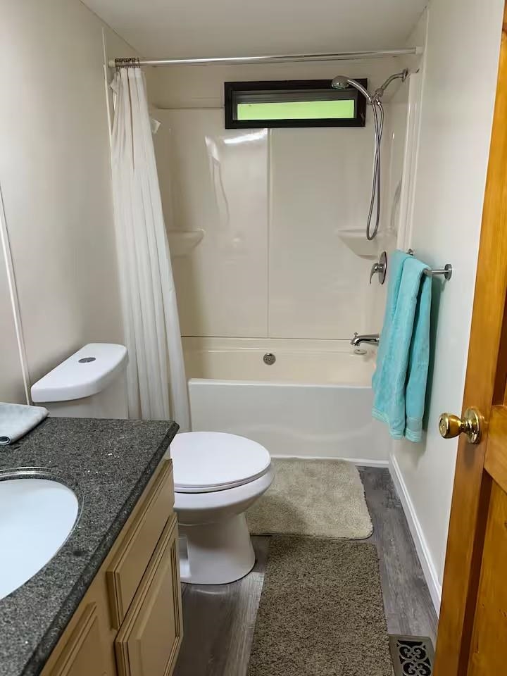 238/266 South Main Street Property Photo 29