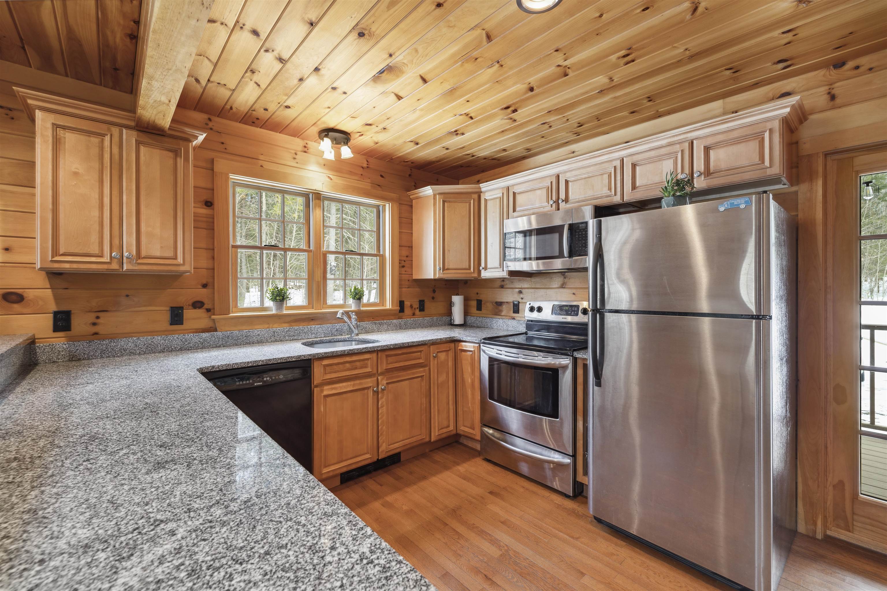7 Lake Hill Way Property Photo